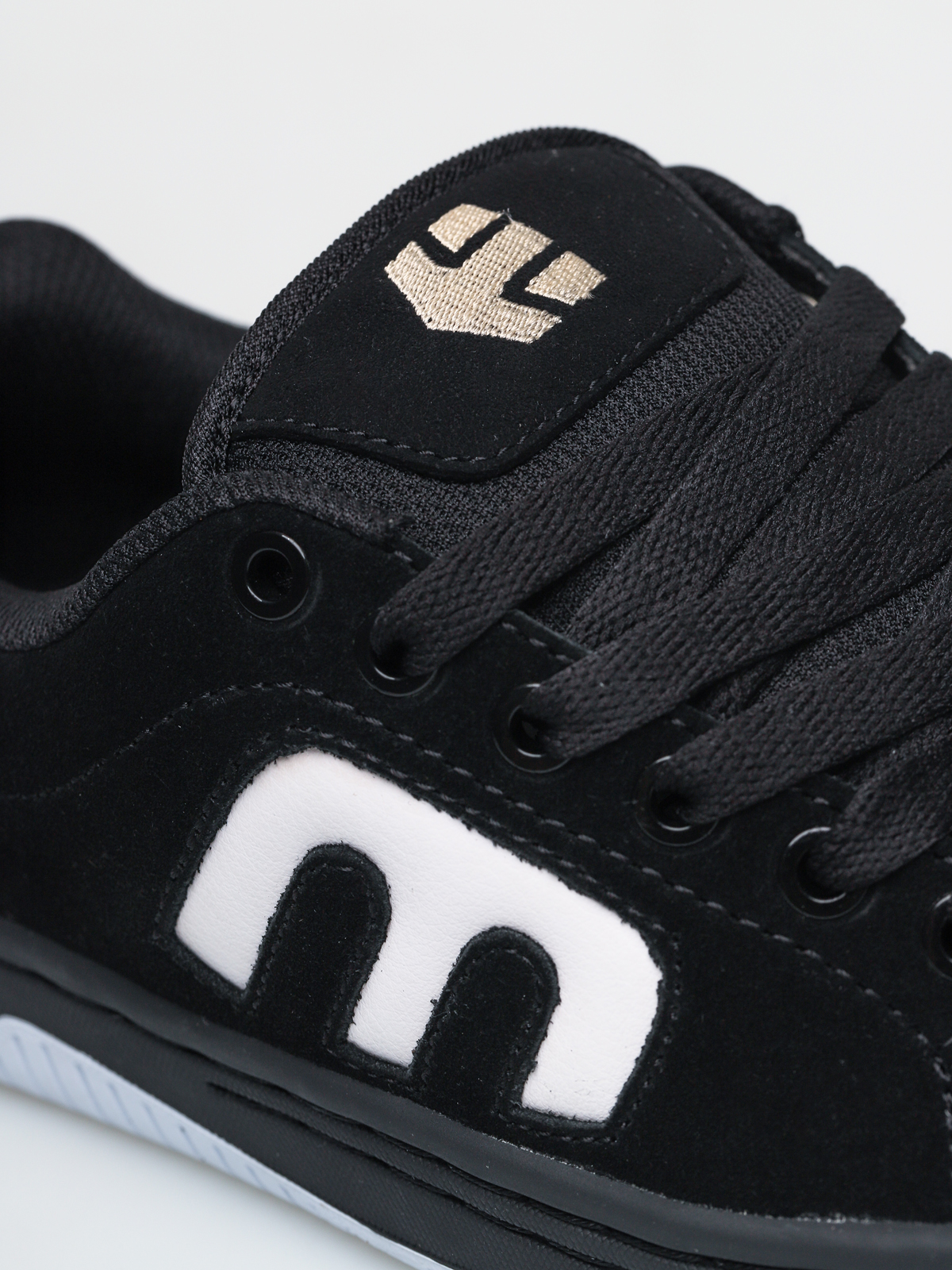Buty Etnies Callicut Wmn (black/white/gold)