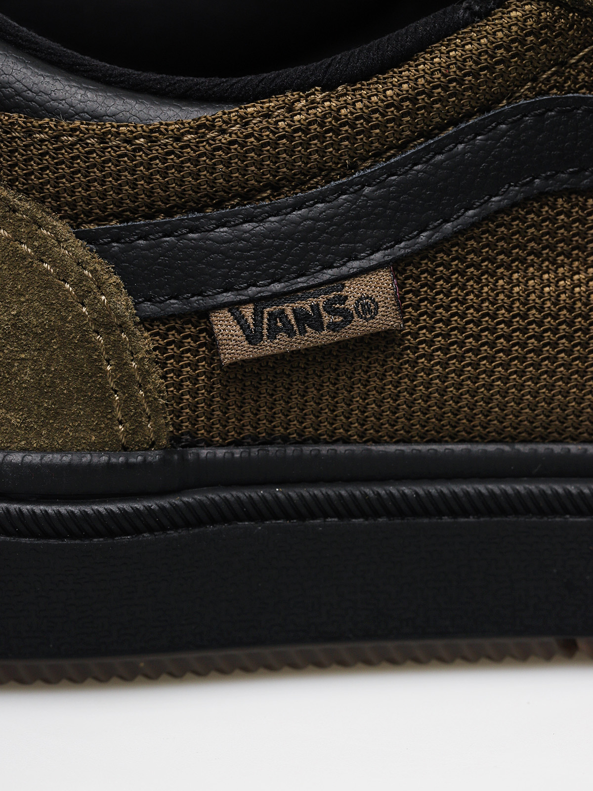 Buty Vans Gilbert Crockett (tactical/beech/black)