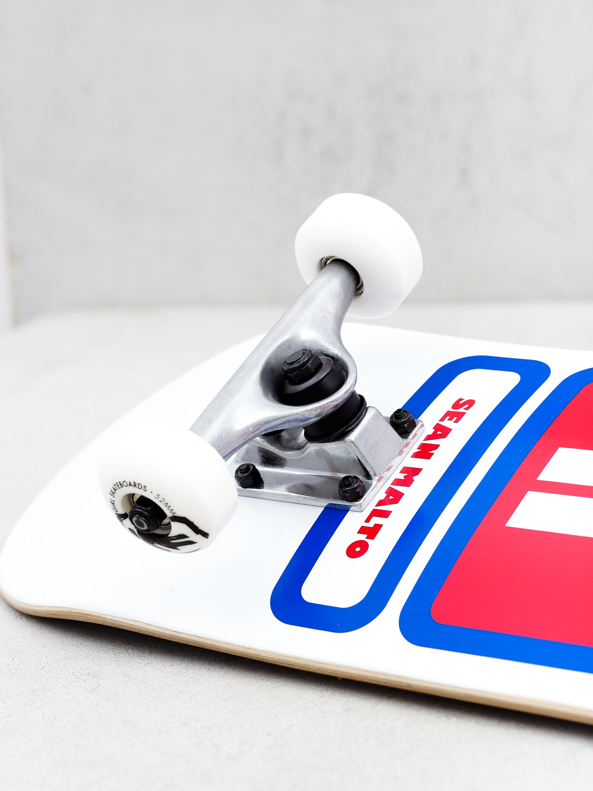 Deskorolka Girl Skateboard Malto 93 Til (white)
