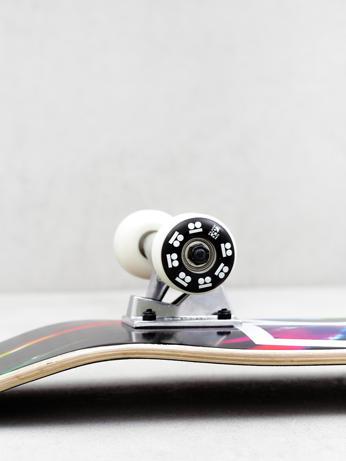 Deskorolka Plan B Team Dark Dye (black/multi)