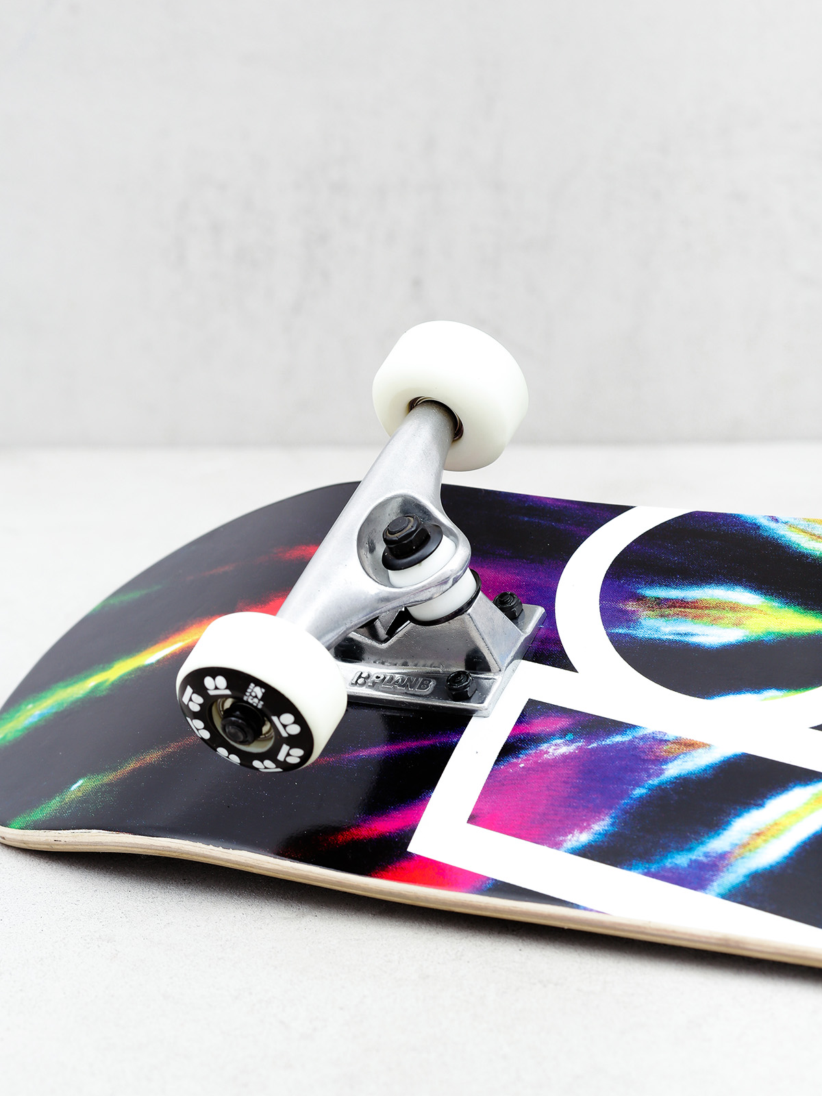 Deskorolka Plan B Team Dark Dye (black/multi)