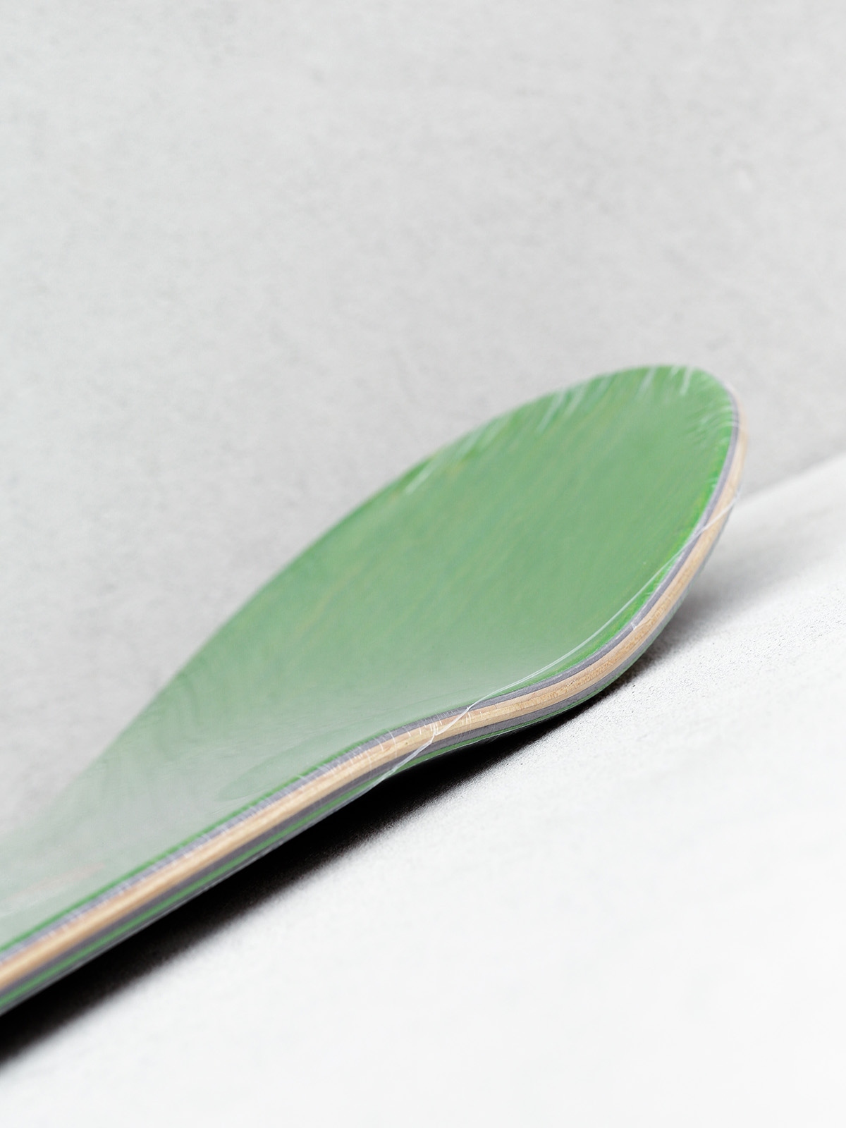 Deck Polar Skate Rozenberg Police Station (green/multi)