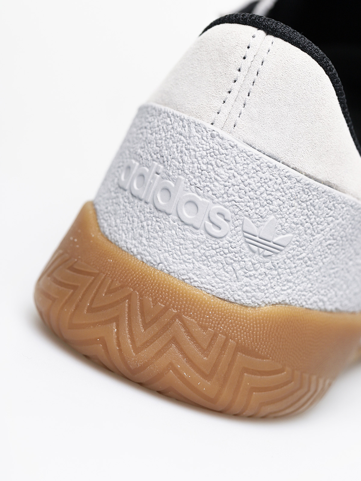 Buty adidas City Cup (gretwo/cblack/gum4)