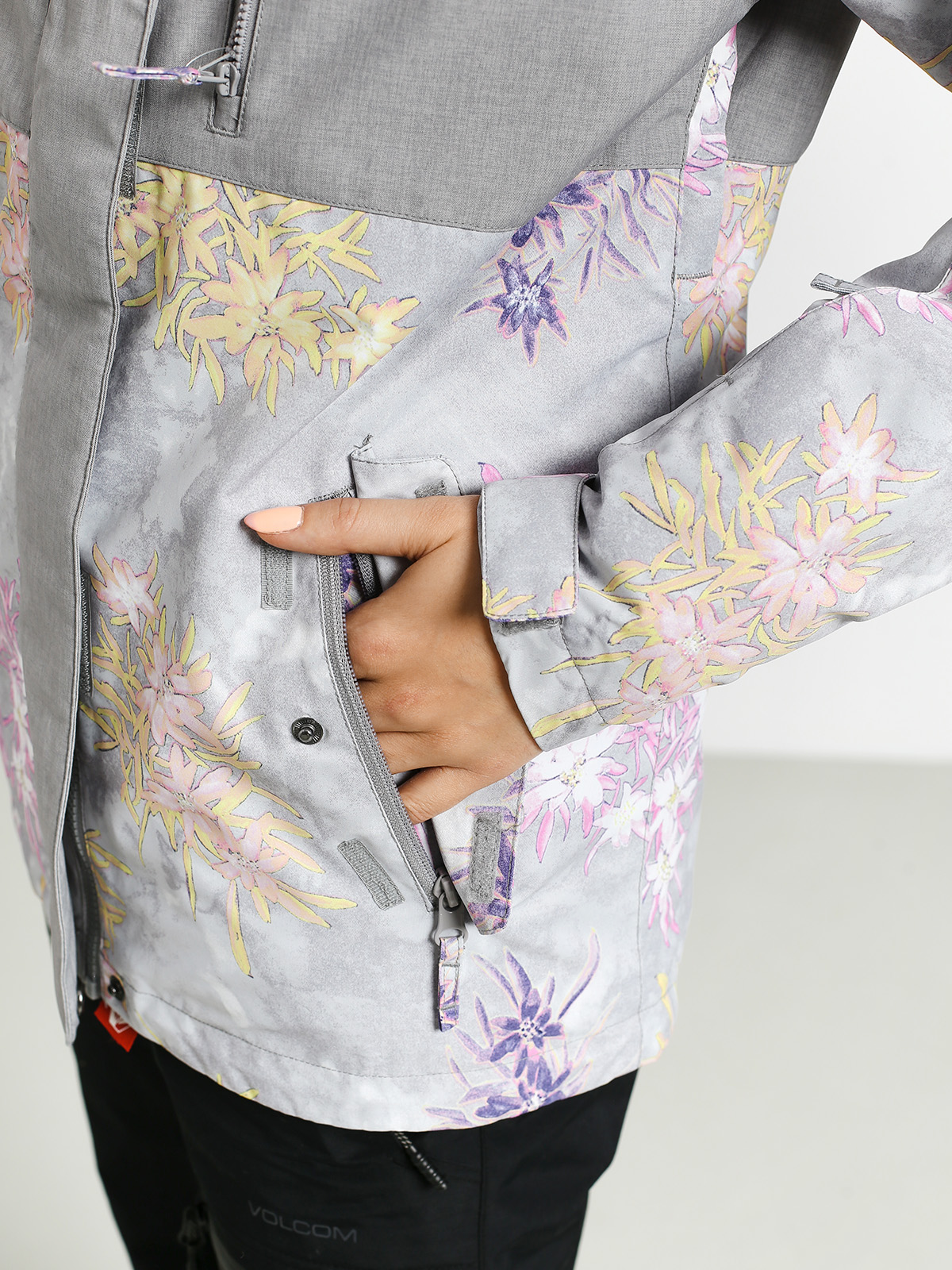 Damska Kurtka snowboardowa Roxy Jetty Block (edelweiss)