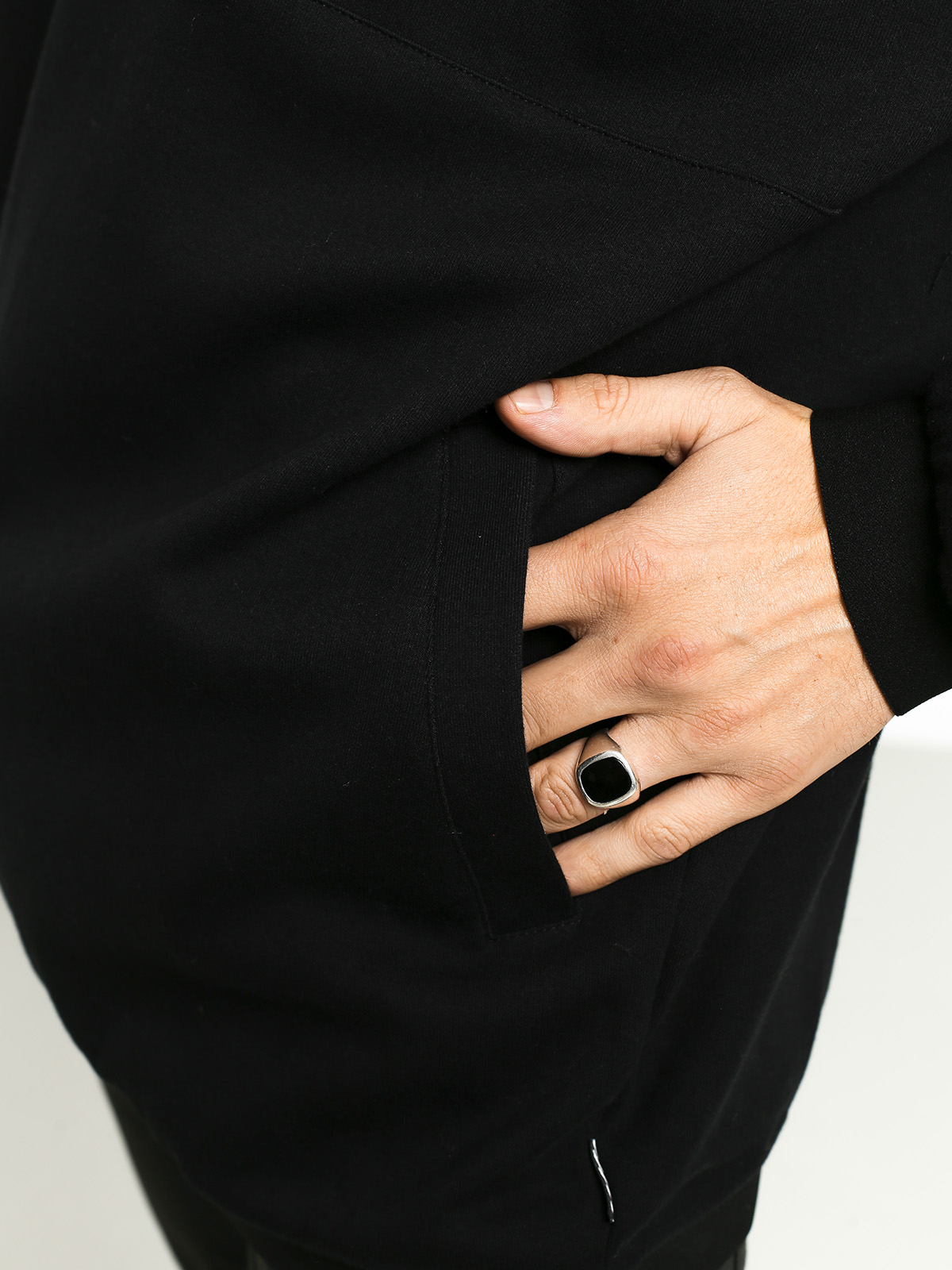 Bluza Volcom Rixon Tech Crew (blk)