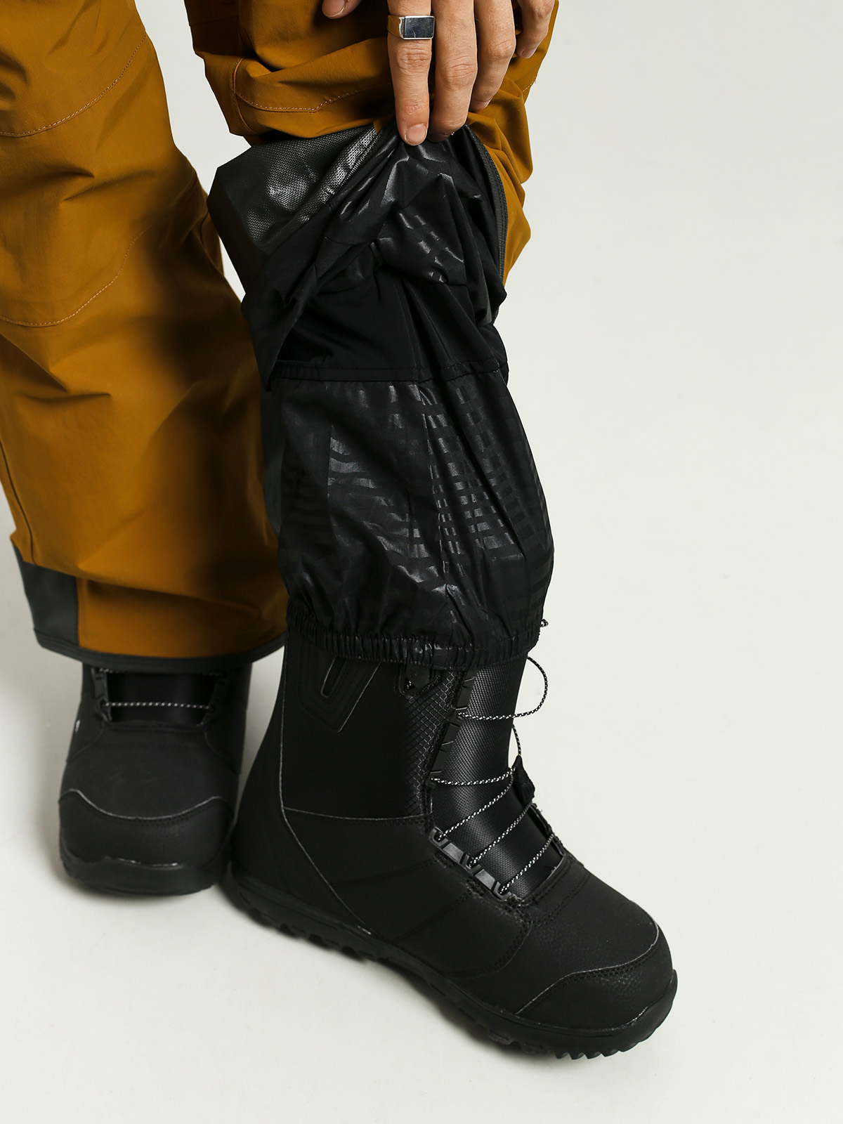 Męskie Spodnie snowboardowe Volcom Rain Gore Bib Overall (crl)