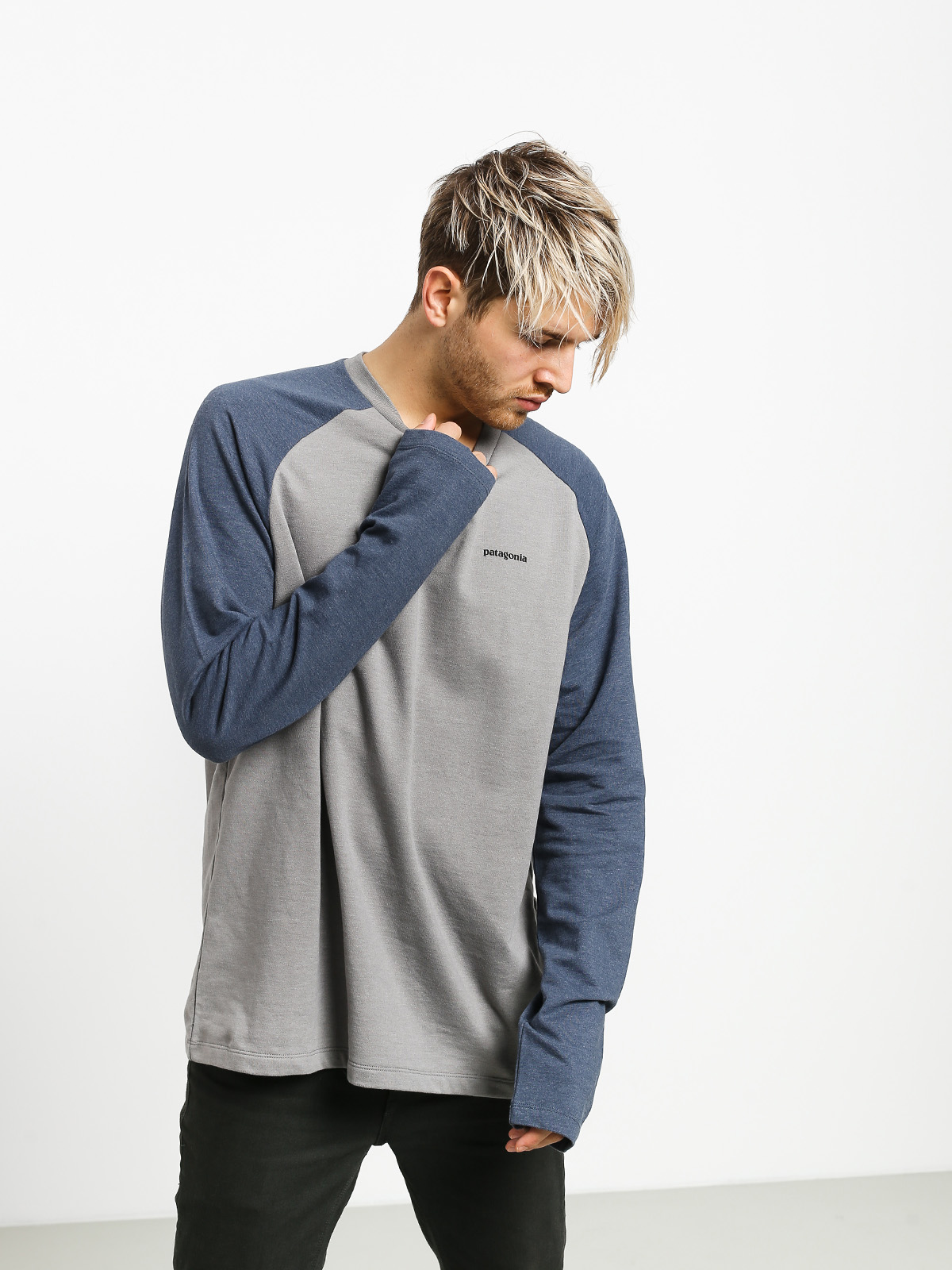 Bluza Patagonia P6 Logo Lw (feather grey w/dolomite blue)