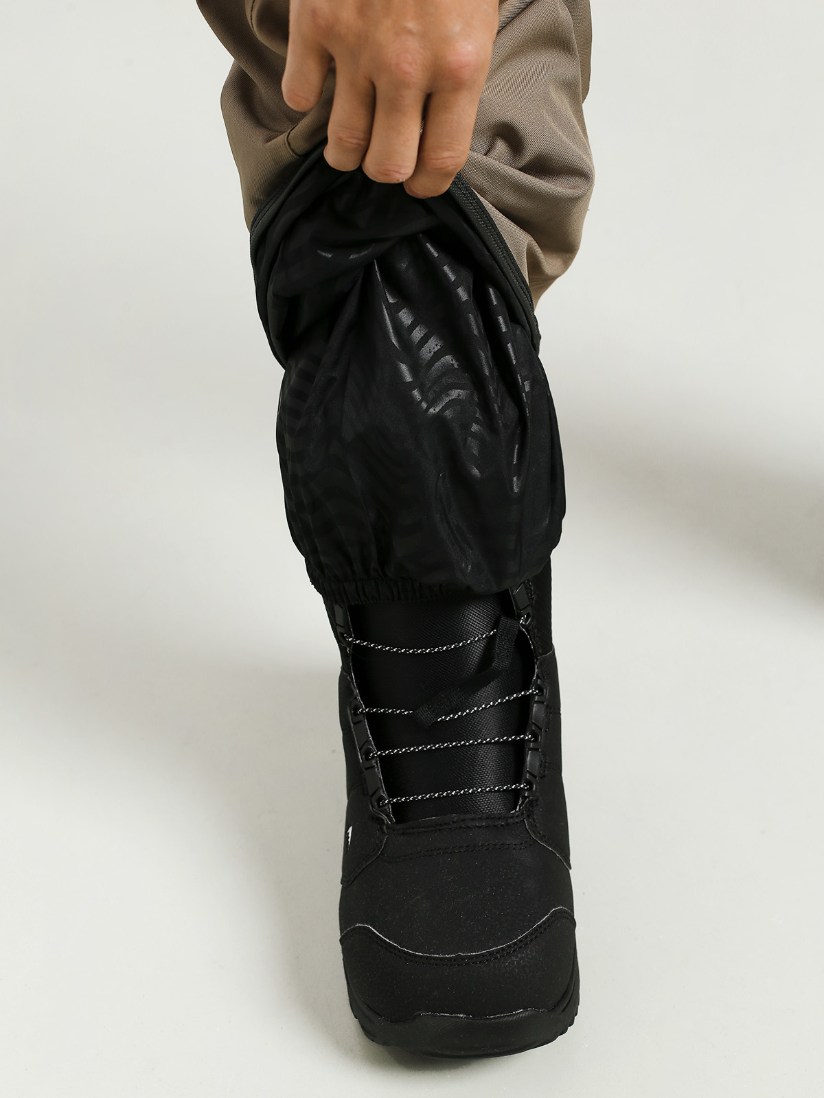 Męskie Spodnie snowboardowe Volcom Roan Bib Overall (tek)