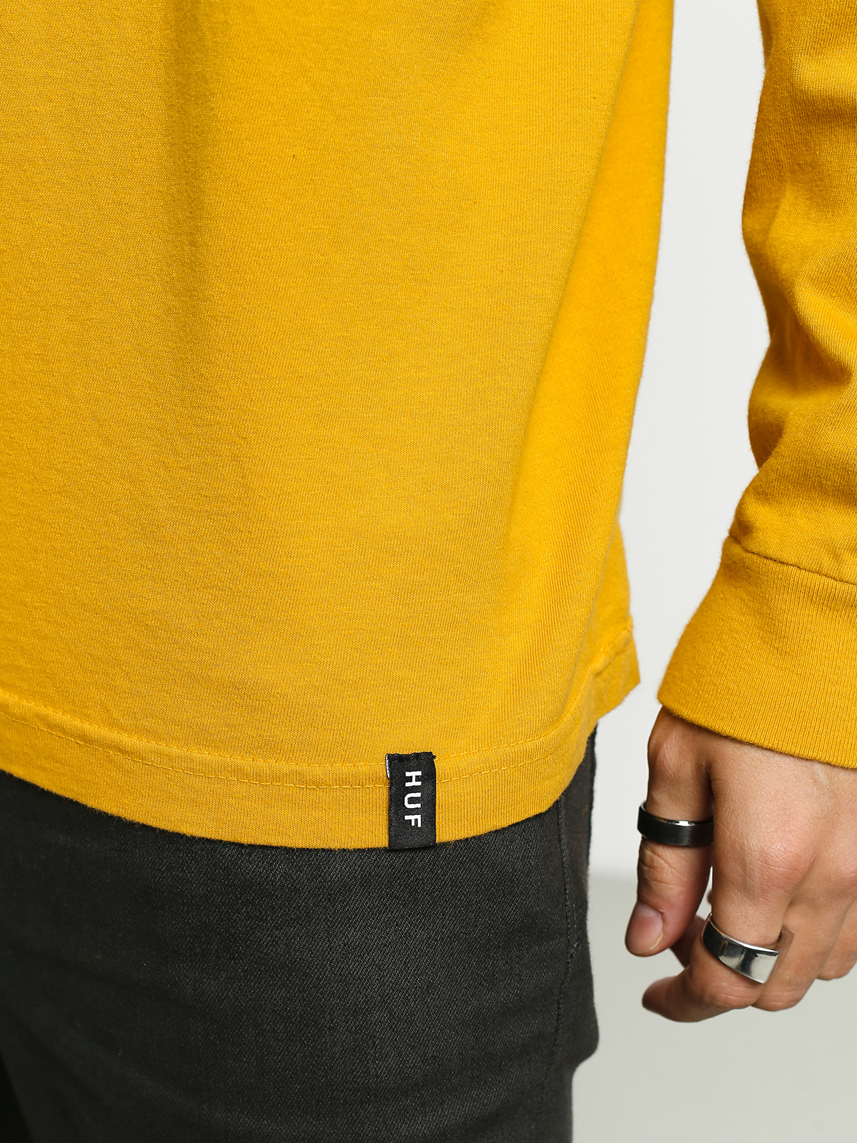 Longsleeve HUF World Tour (sauterne)