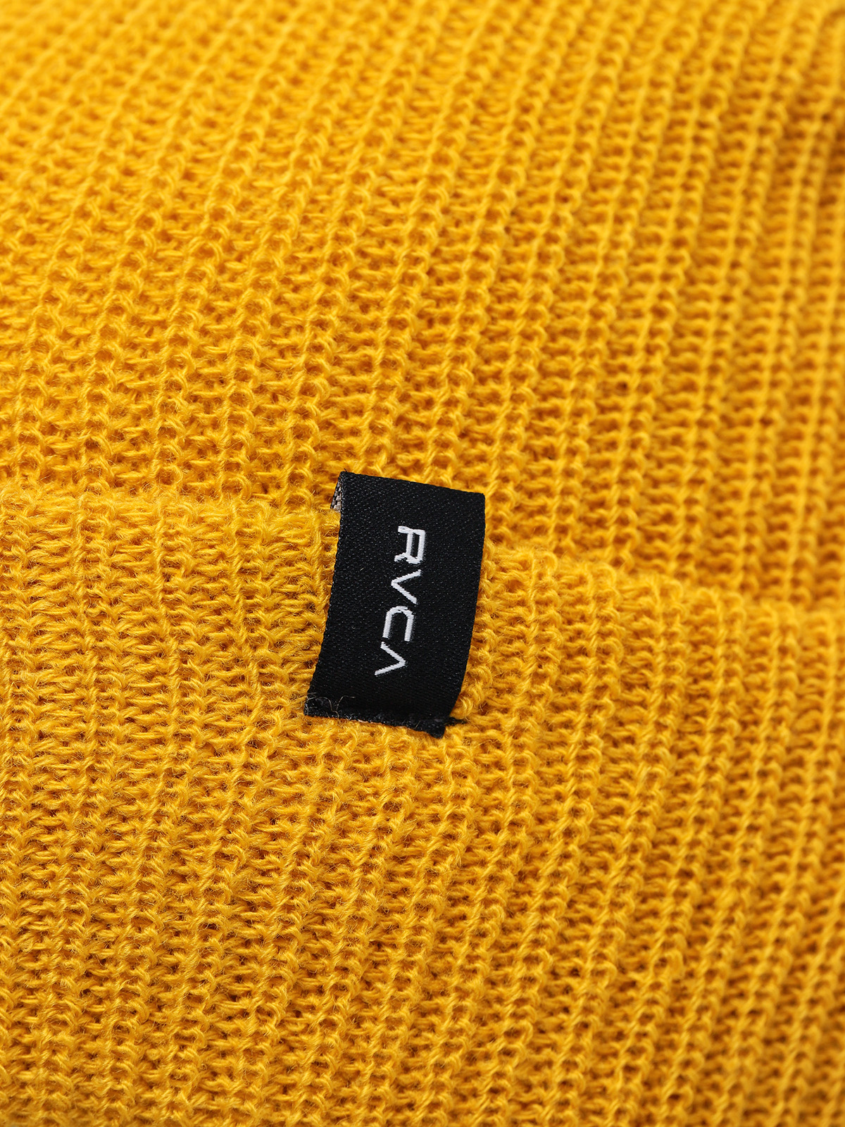 Czapka zimowa RVCA Dayshift Beanie II (gold dust)