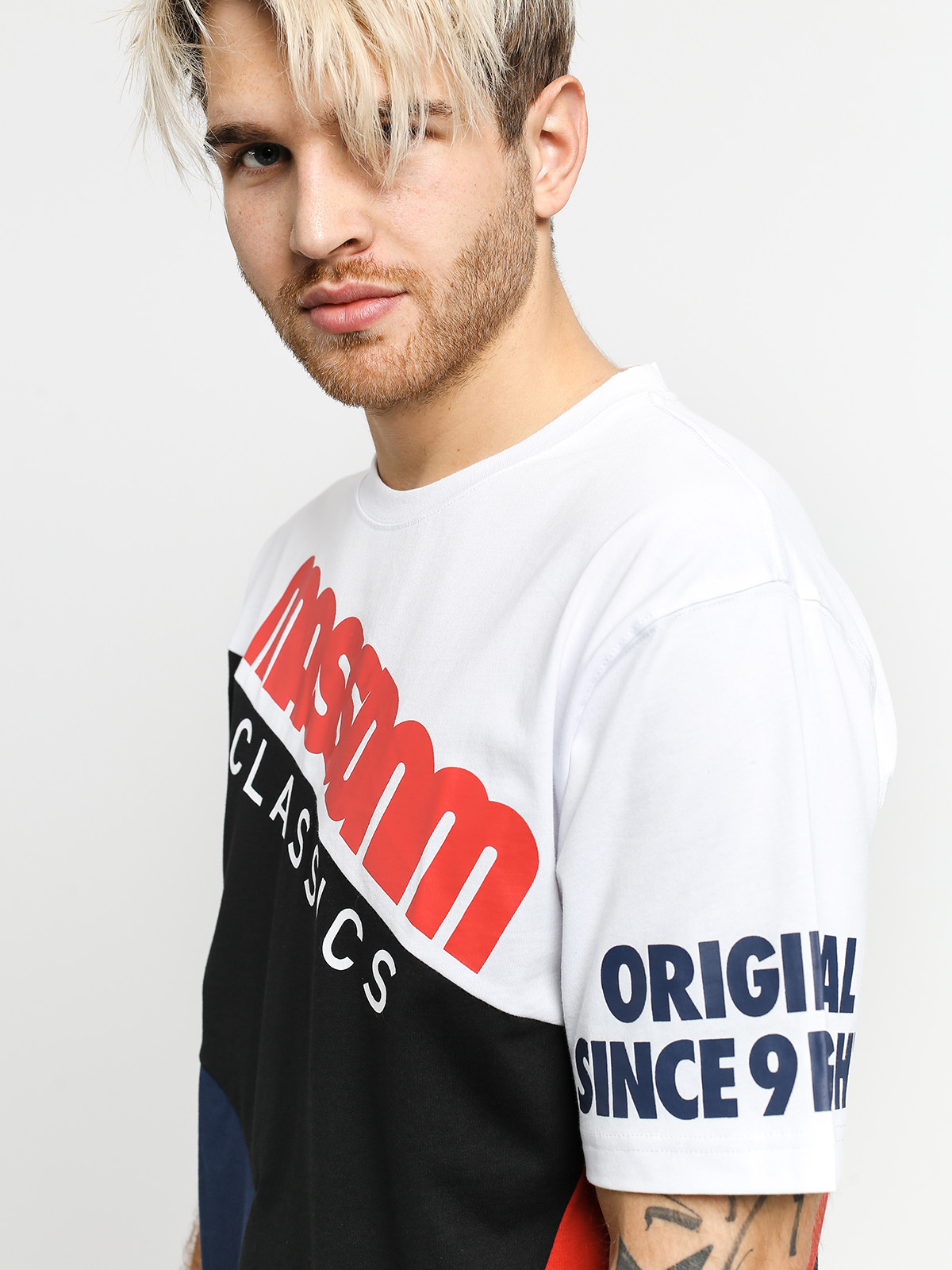 T-shirt MassDnm Boomerang (white)