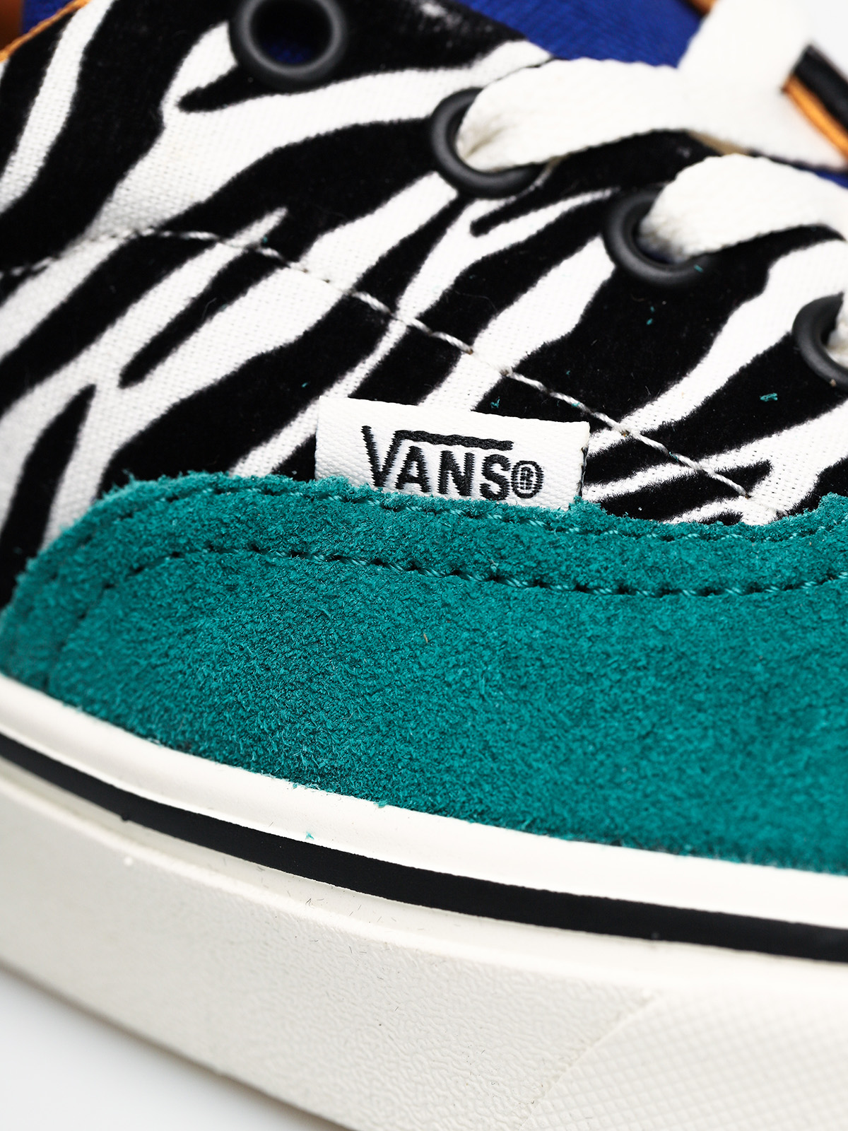 Buty Vans Comfycush Era (zebra/tidepool surf the wb)