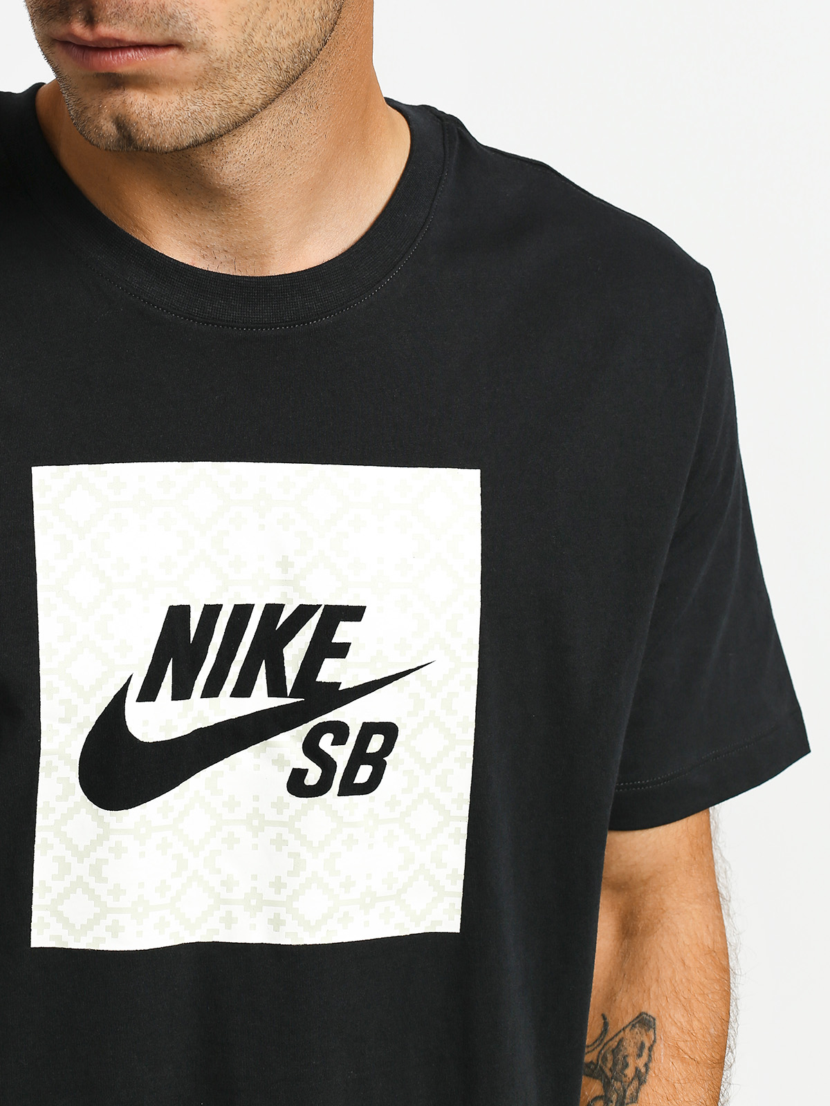 T-shirt Nike SB Logo Nomad (black)
