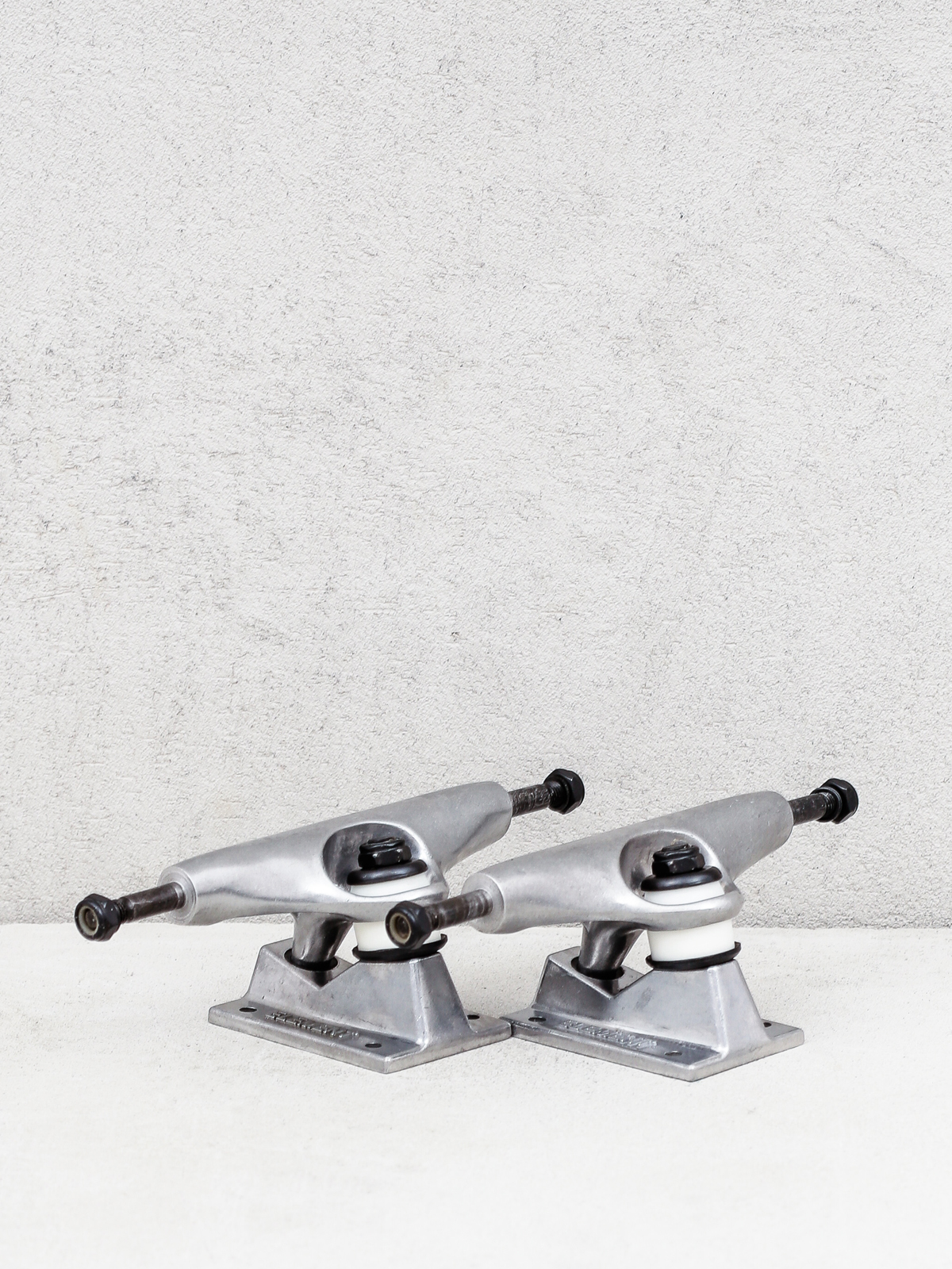 Traki Element Raw Trucks (assorted)