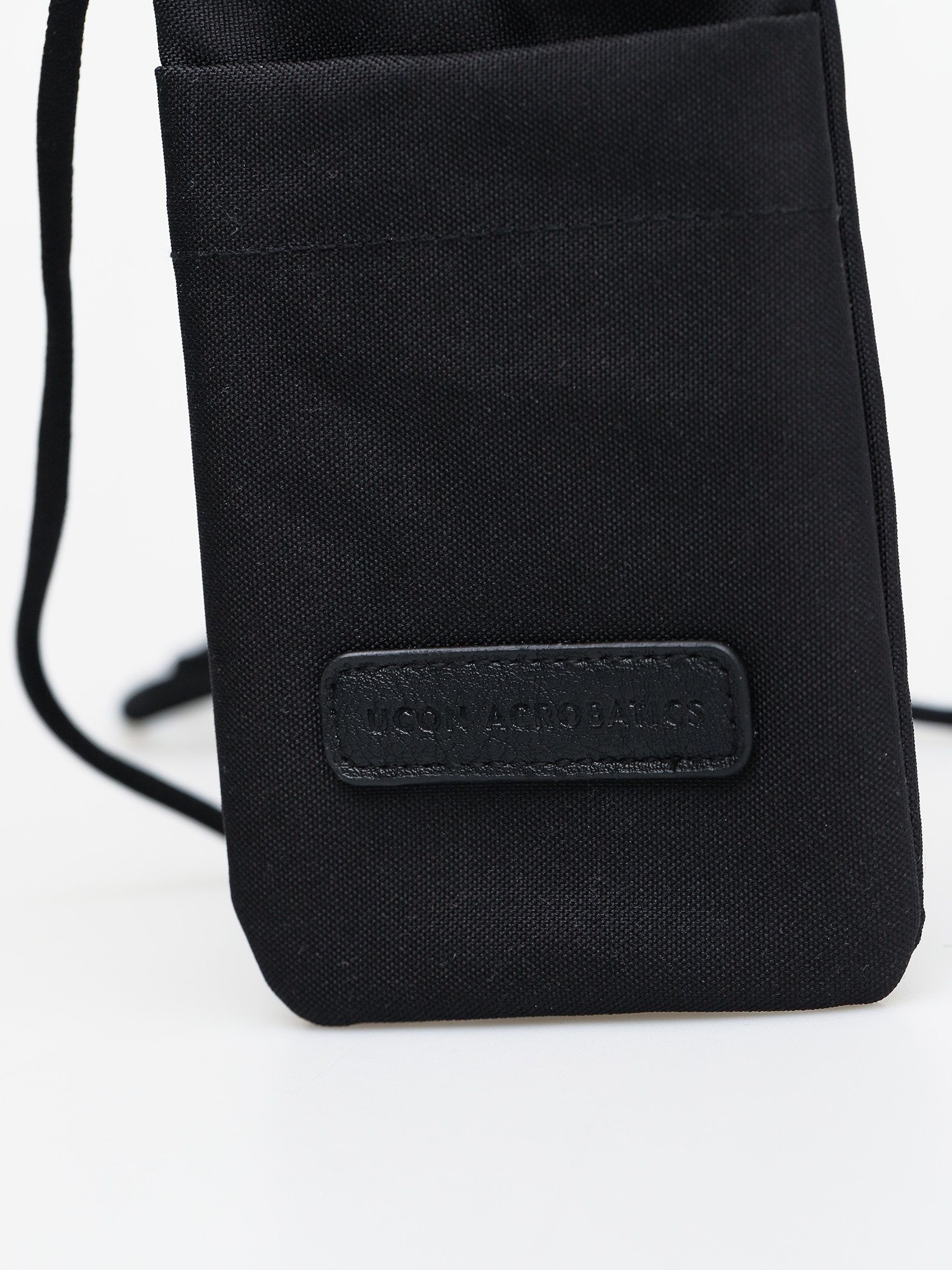 Nerka Ucon Acrobatics Madison Stealth (black)