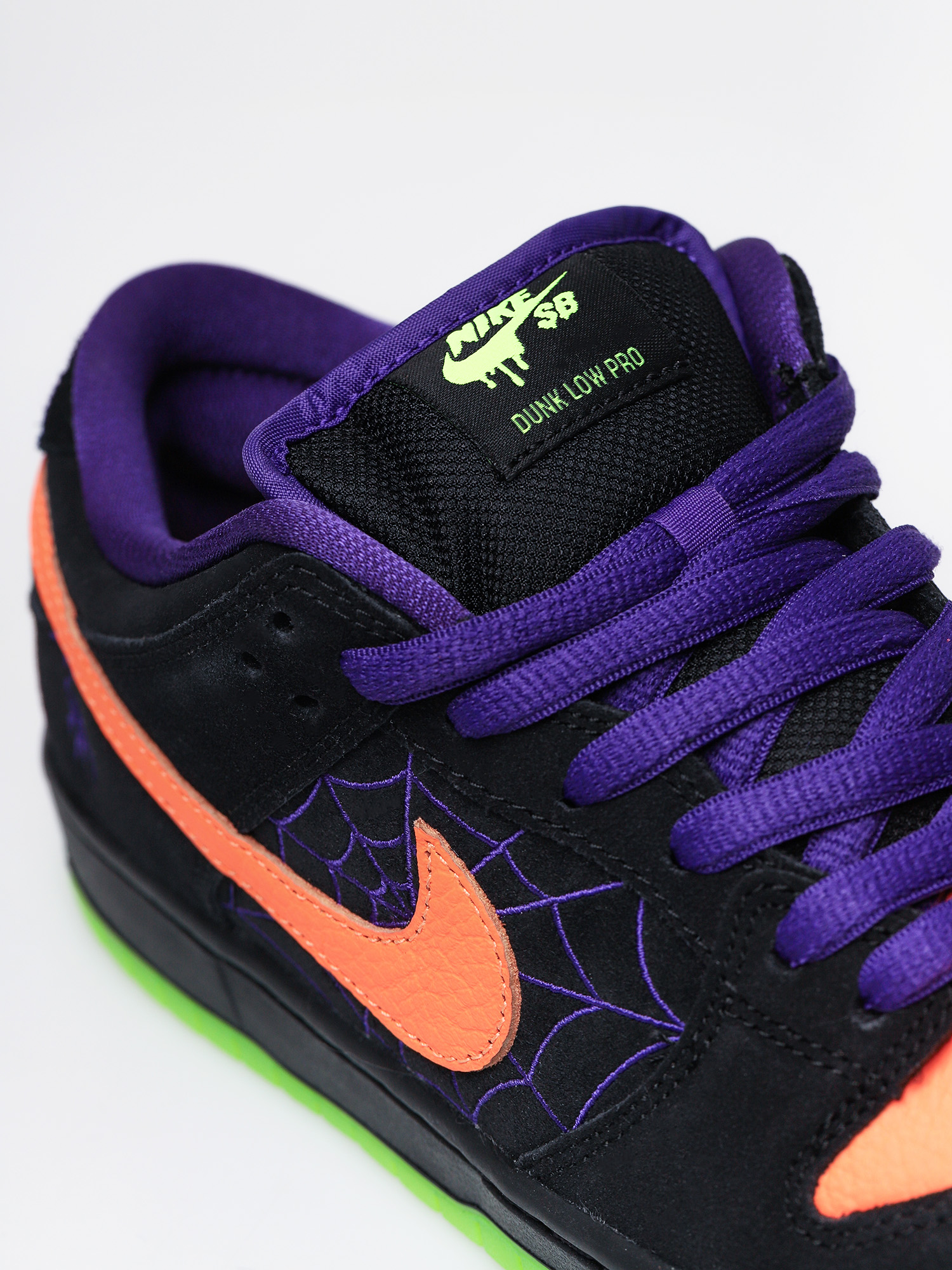Buty Nike SB Dunk Low Pro (black/total orange court purple volt)