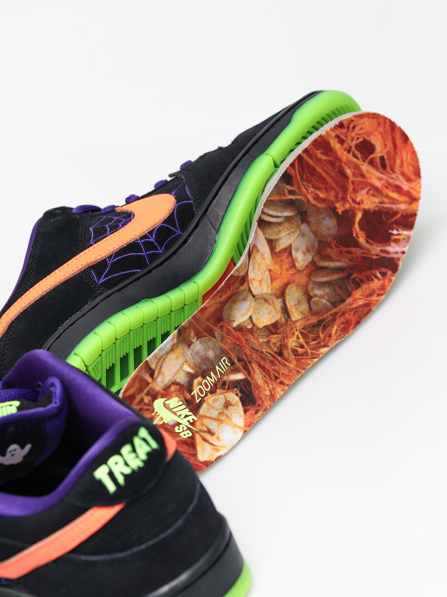 orange and purple nike dunks
