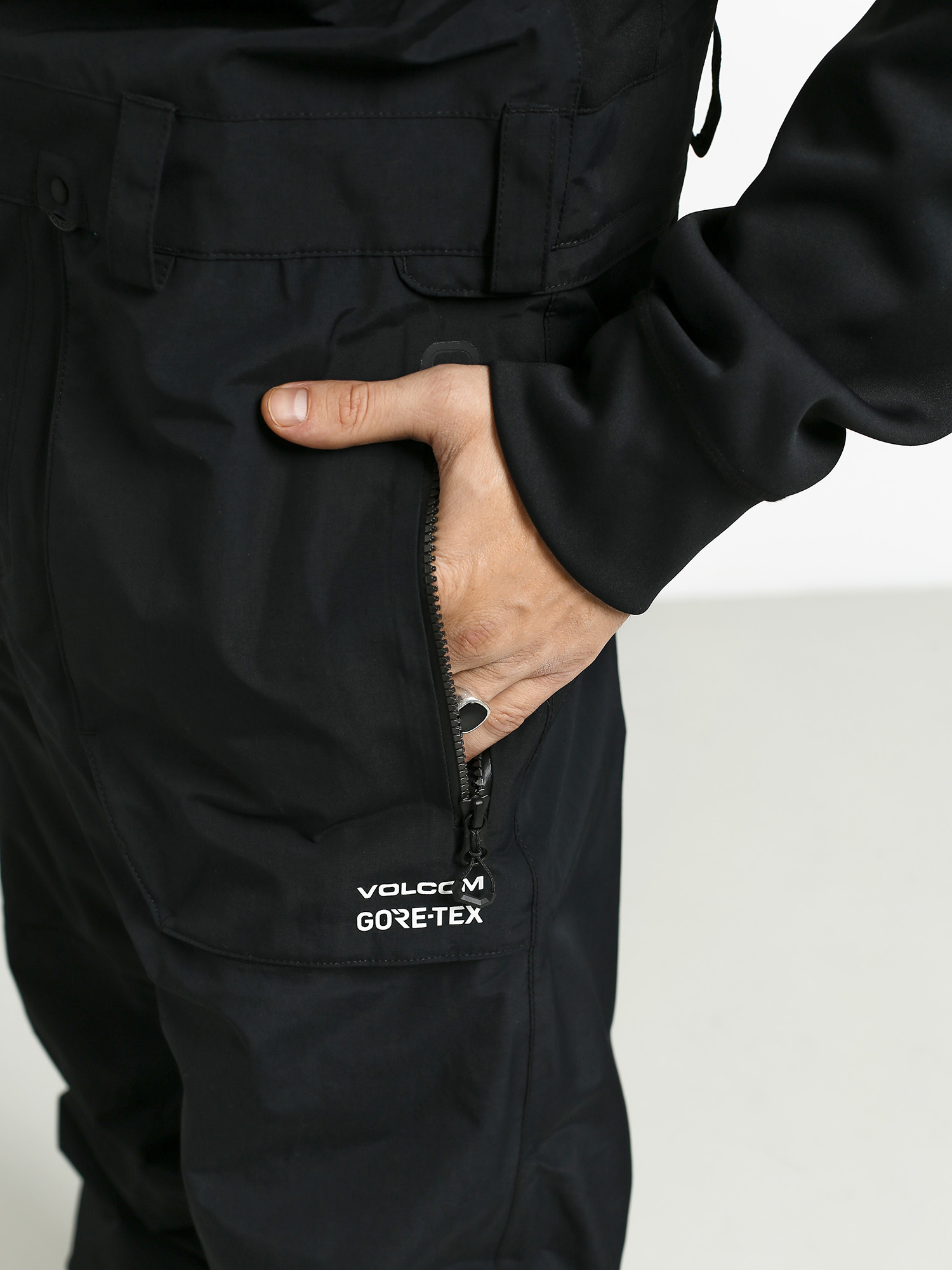 Męskie Spodnie snowboardowe Volcom Rain Gore Bib Overall (blk)