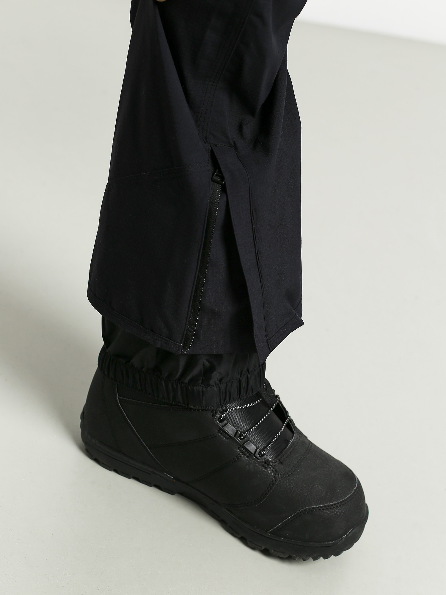 Męskie Spodnie snowboardowe ThirtyTwo Alpha (black)