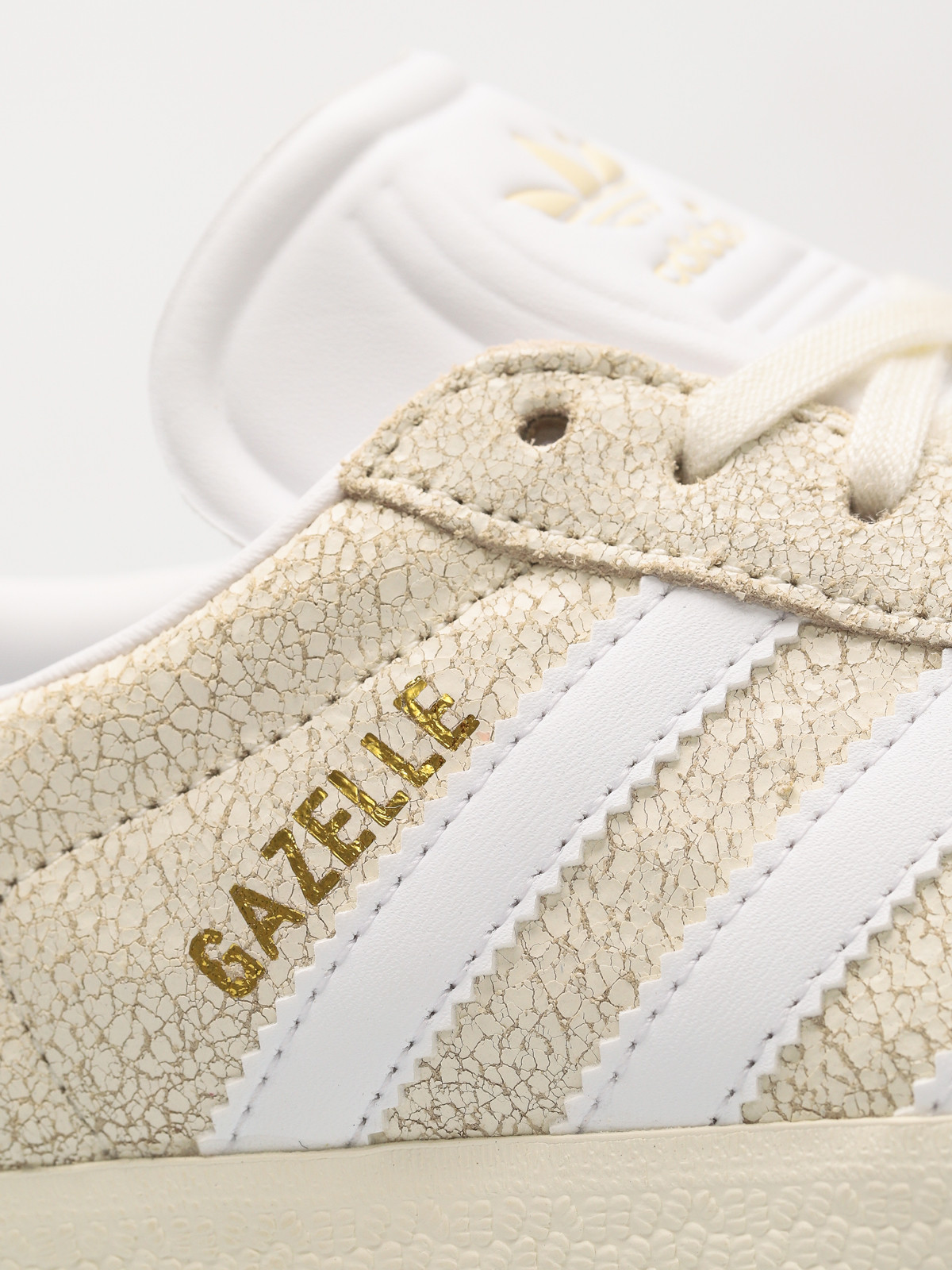 Buty adidas Gazelle Wmn (owhite/ftwwht/owhite)