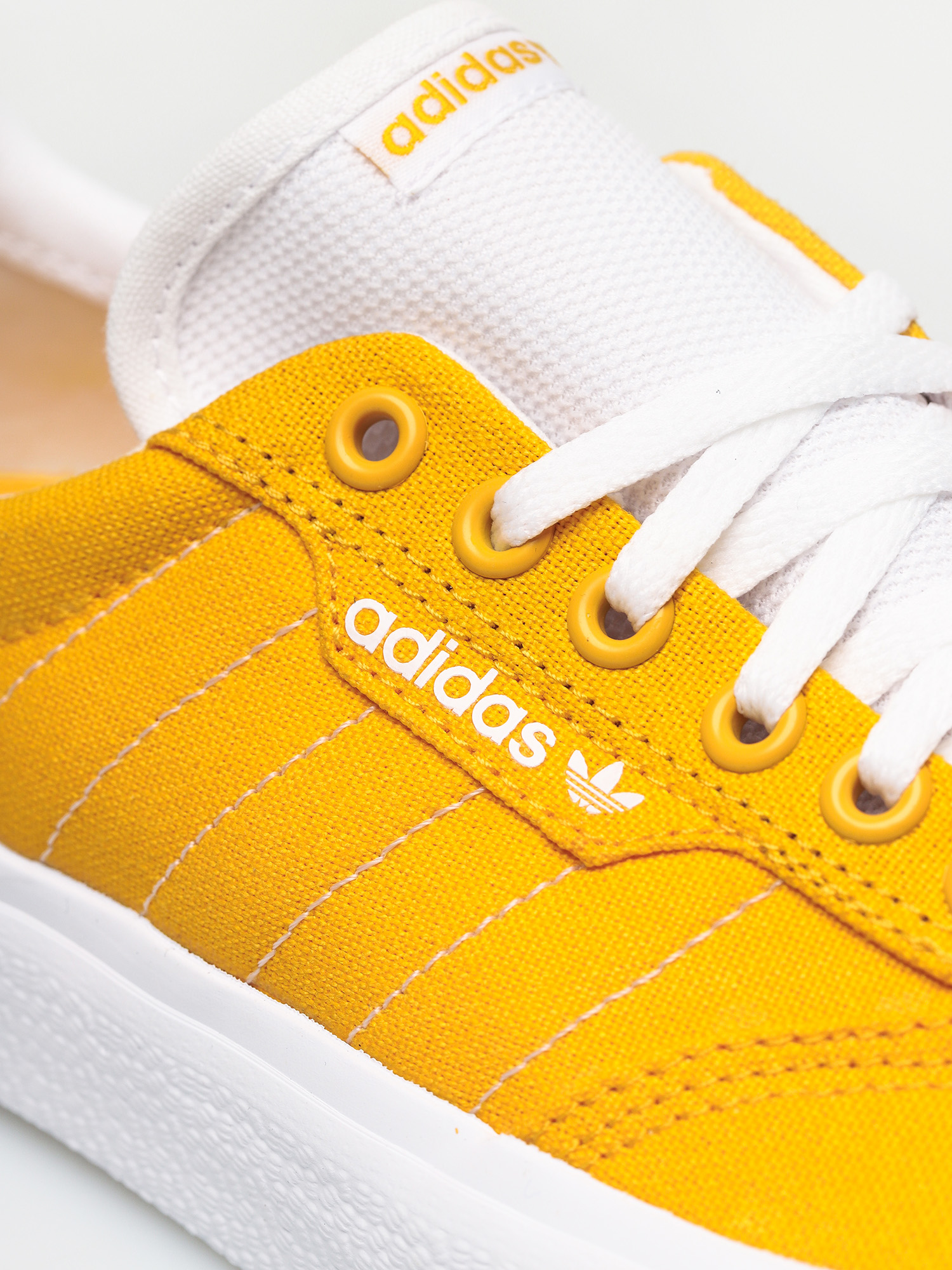 Buty adidas 3Mc (active gold/ftwr white/ftwr white)