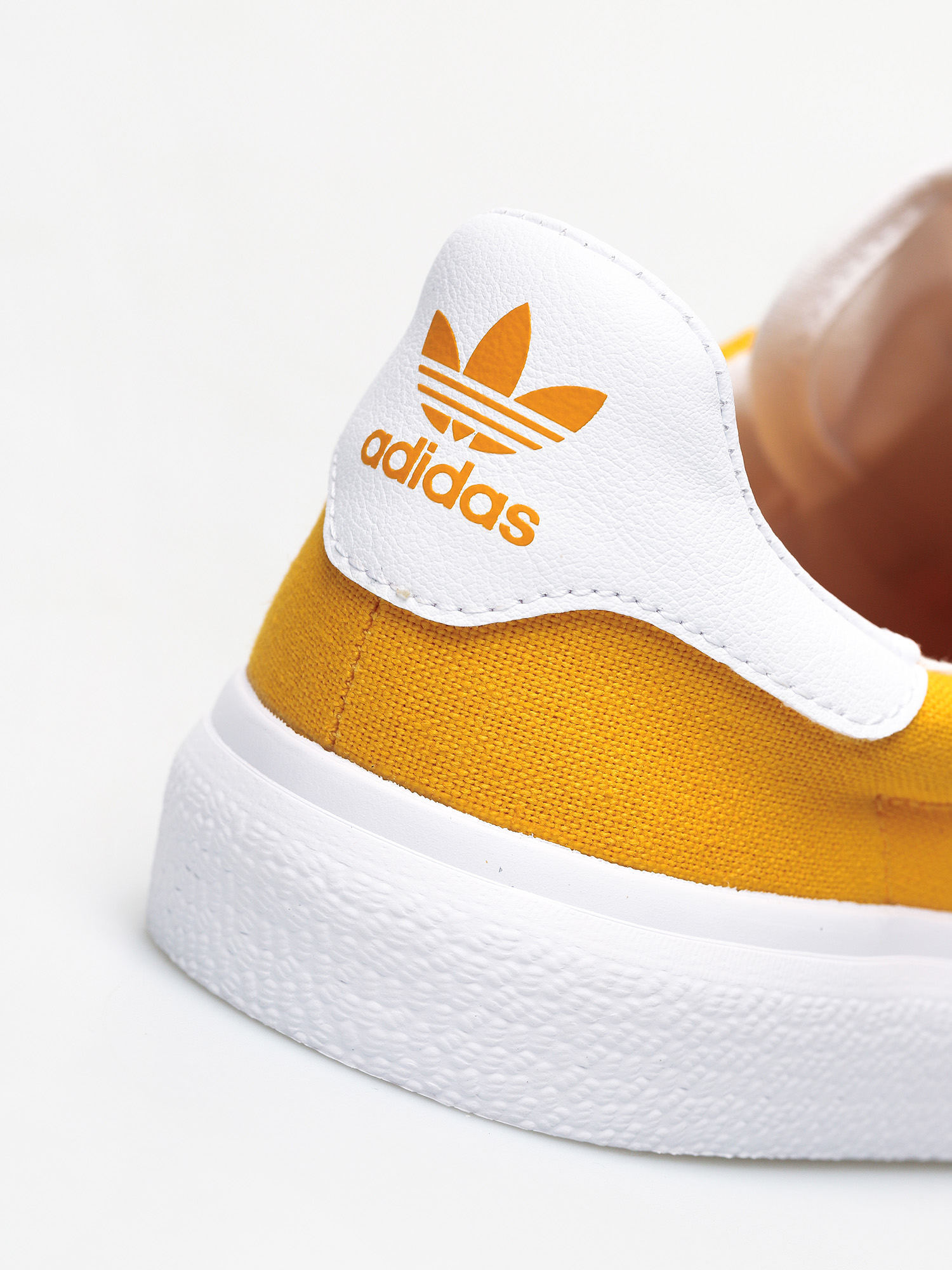 Buty adidas 3Mc (active gold/ftwr white/ftwr white)