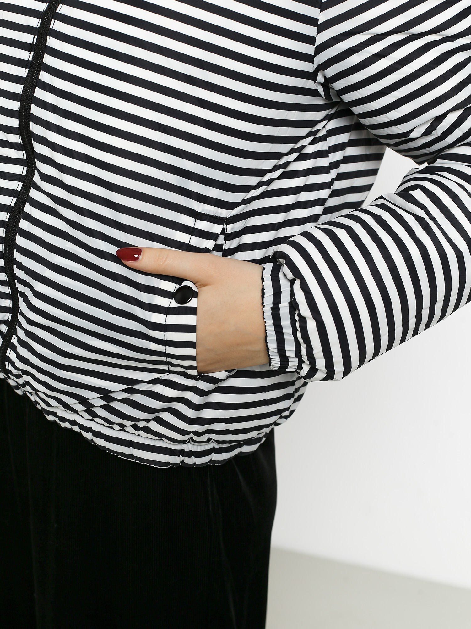 Kurtka Volcom Puffs N Stuf Rev Wmn (black)