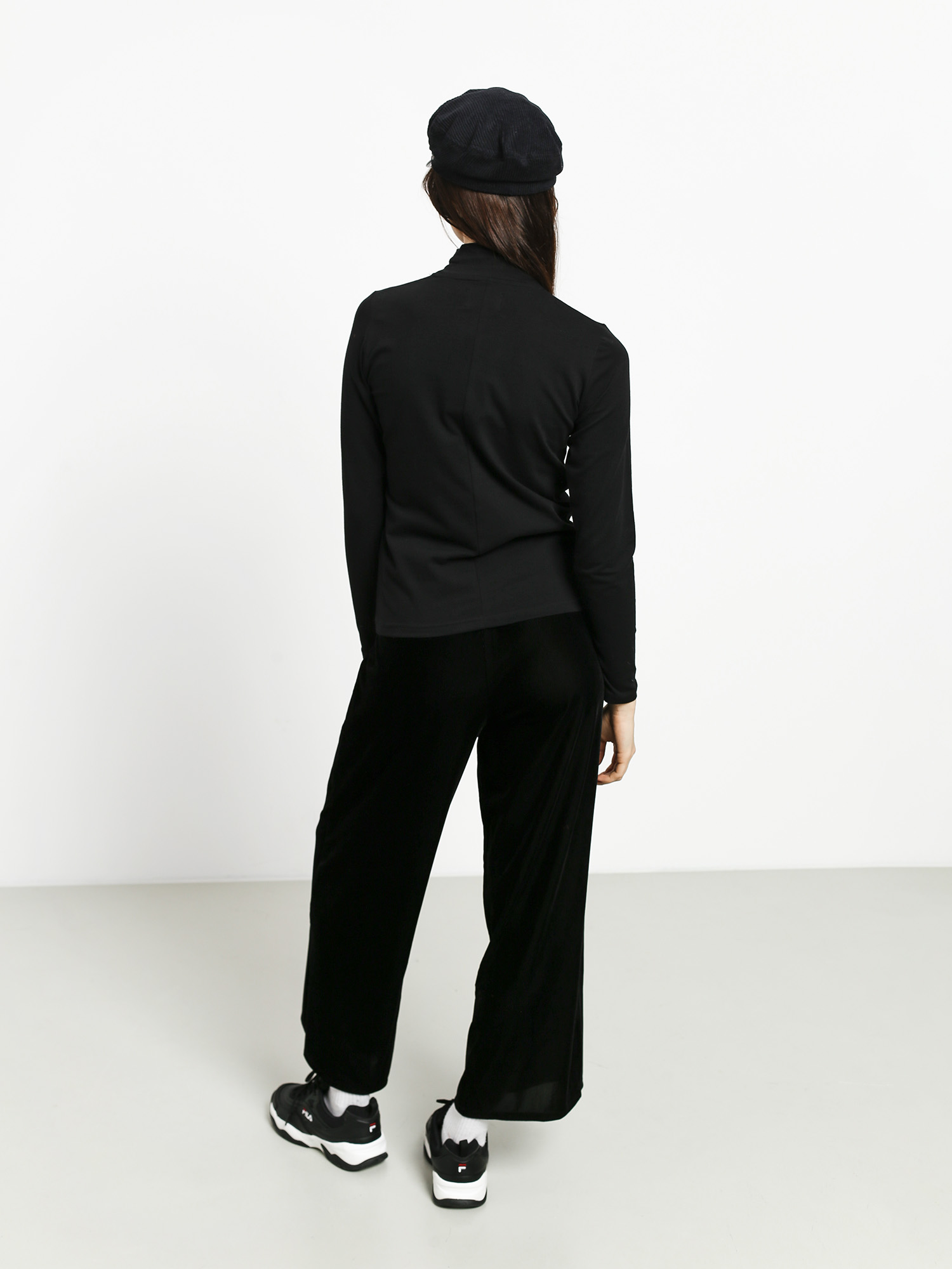 Longsleeve The Hive Brushed Turtleneck Wmn (black)