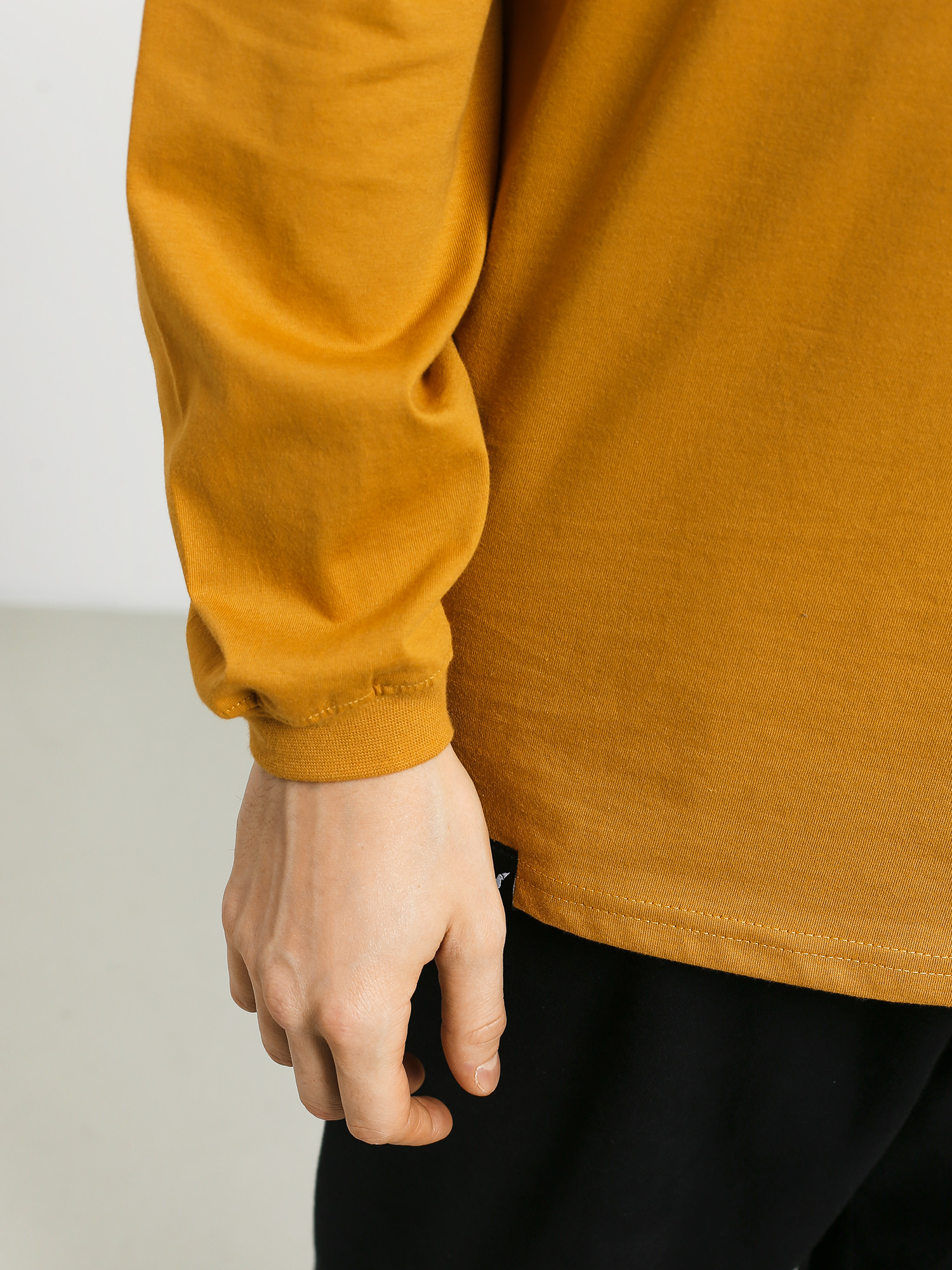 Longsleeve Nervous Nightly (mustard)