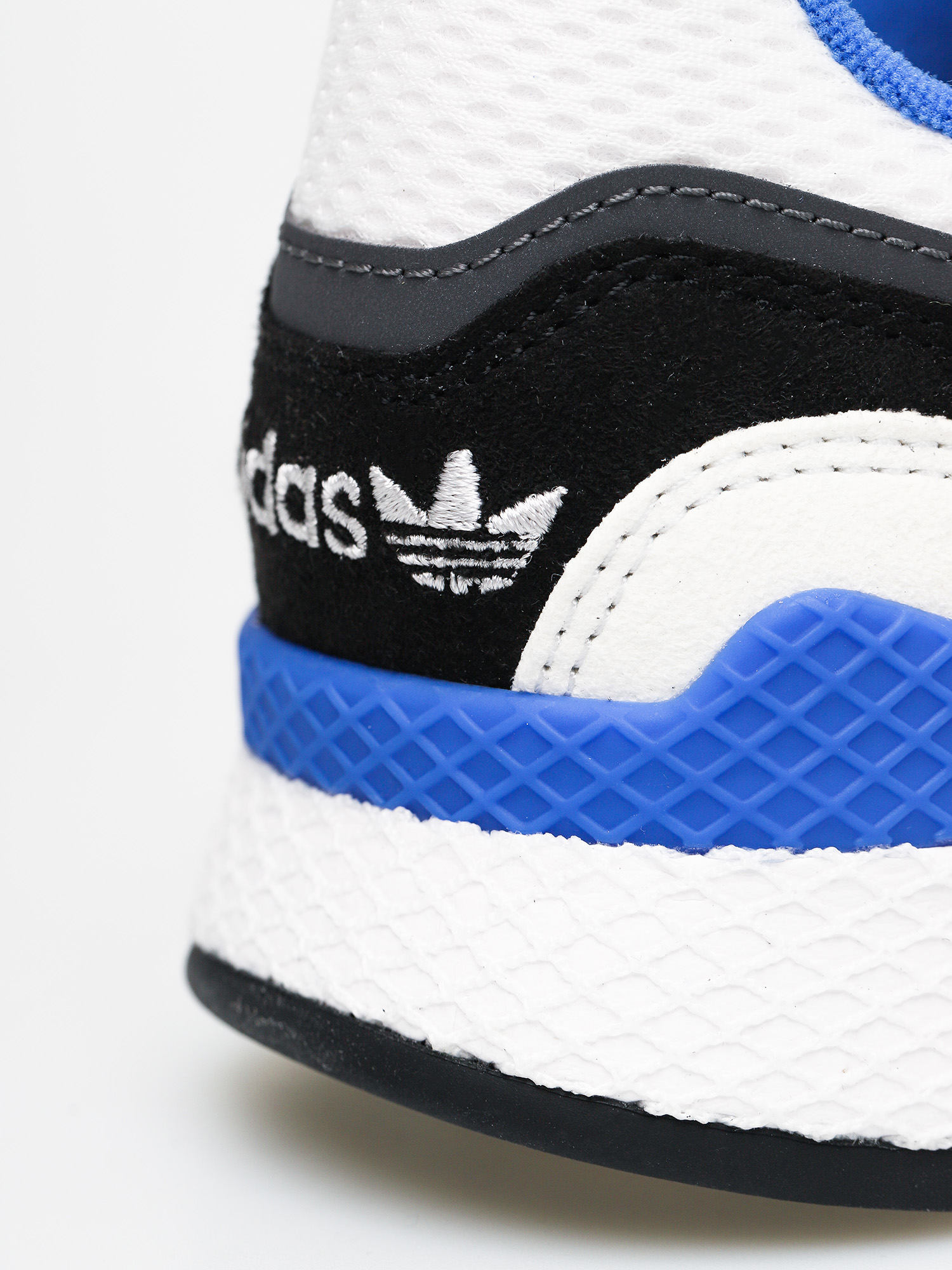 Buty adidas Ultra Tech (crywht/shopnk/cblack)