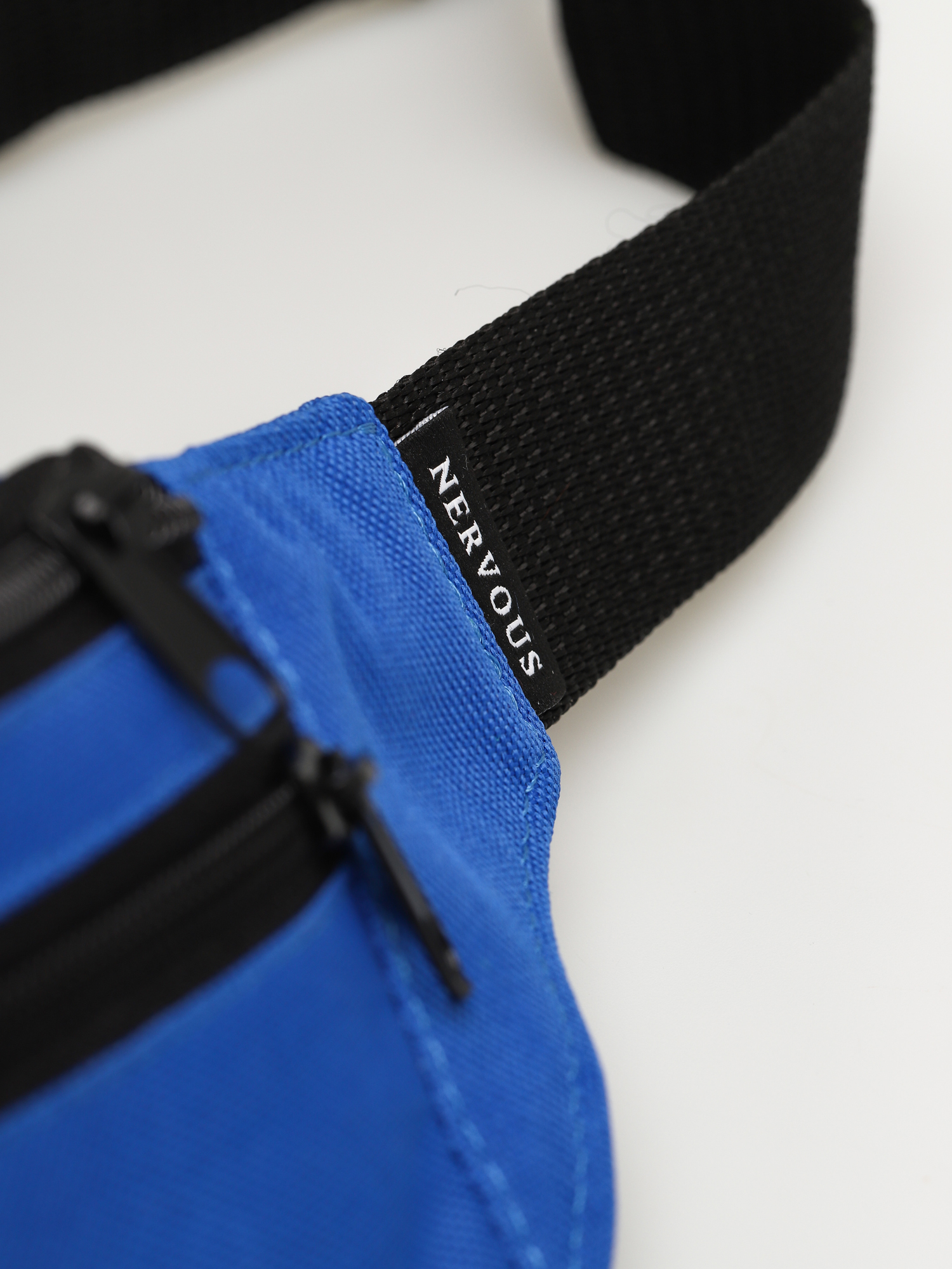 Nerka Nervous Goldtag (royal)