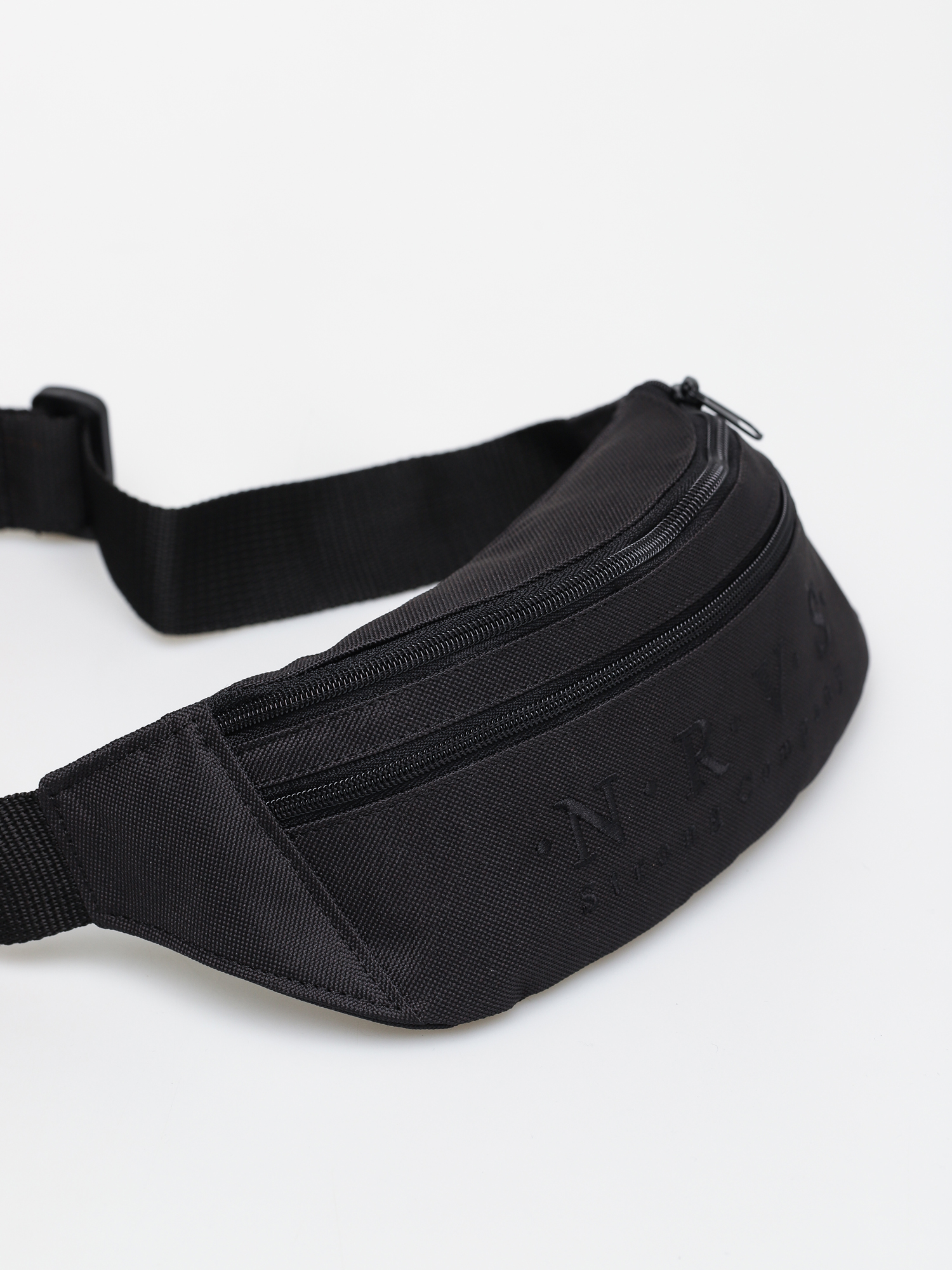 Nerka Nervous Shortcut (black)