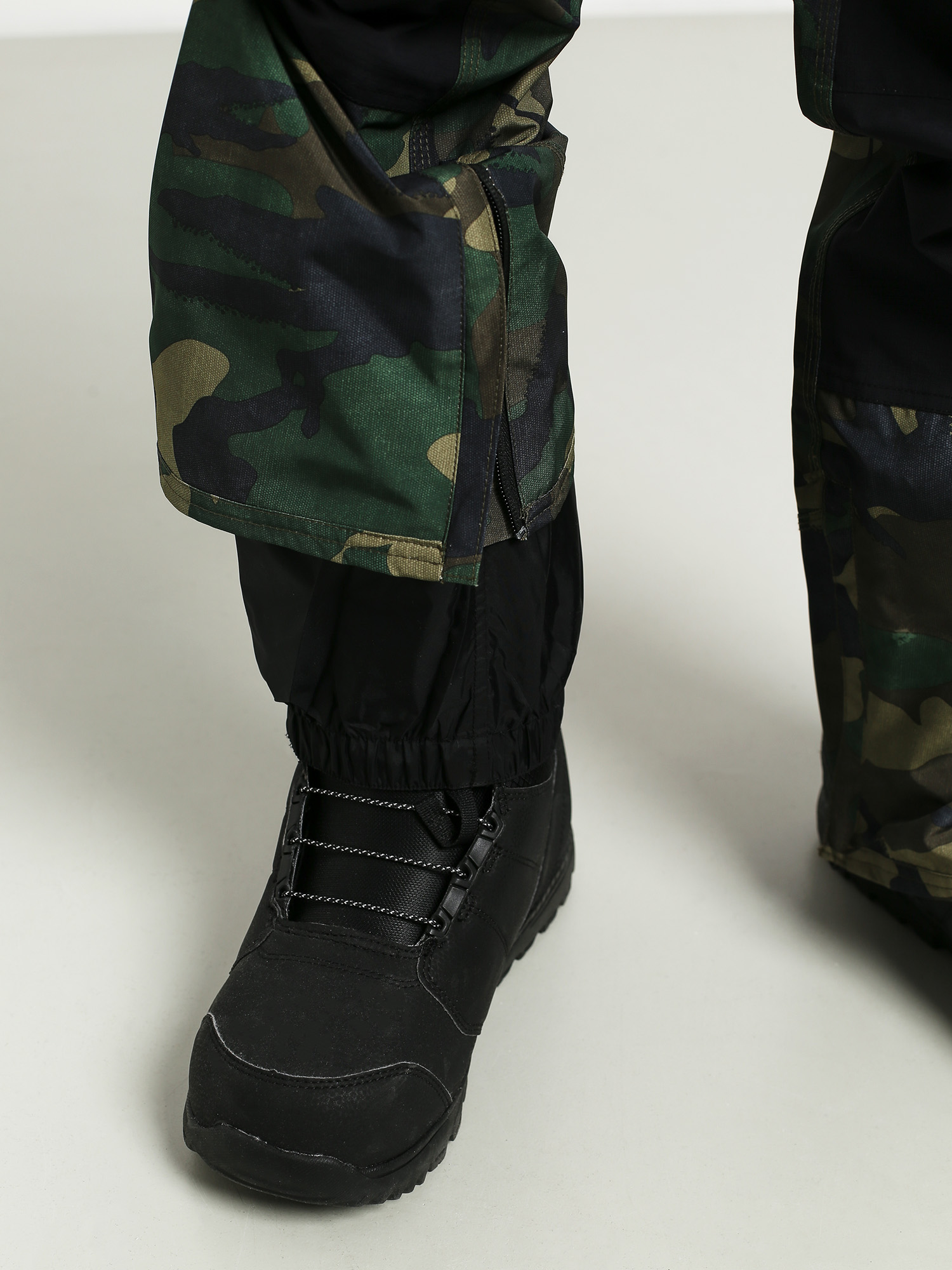 Męskie Spodnie snowboardowe ThirtyTwo Basement Bib (camo)
