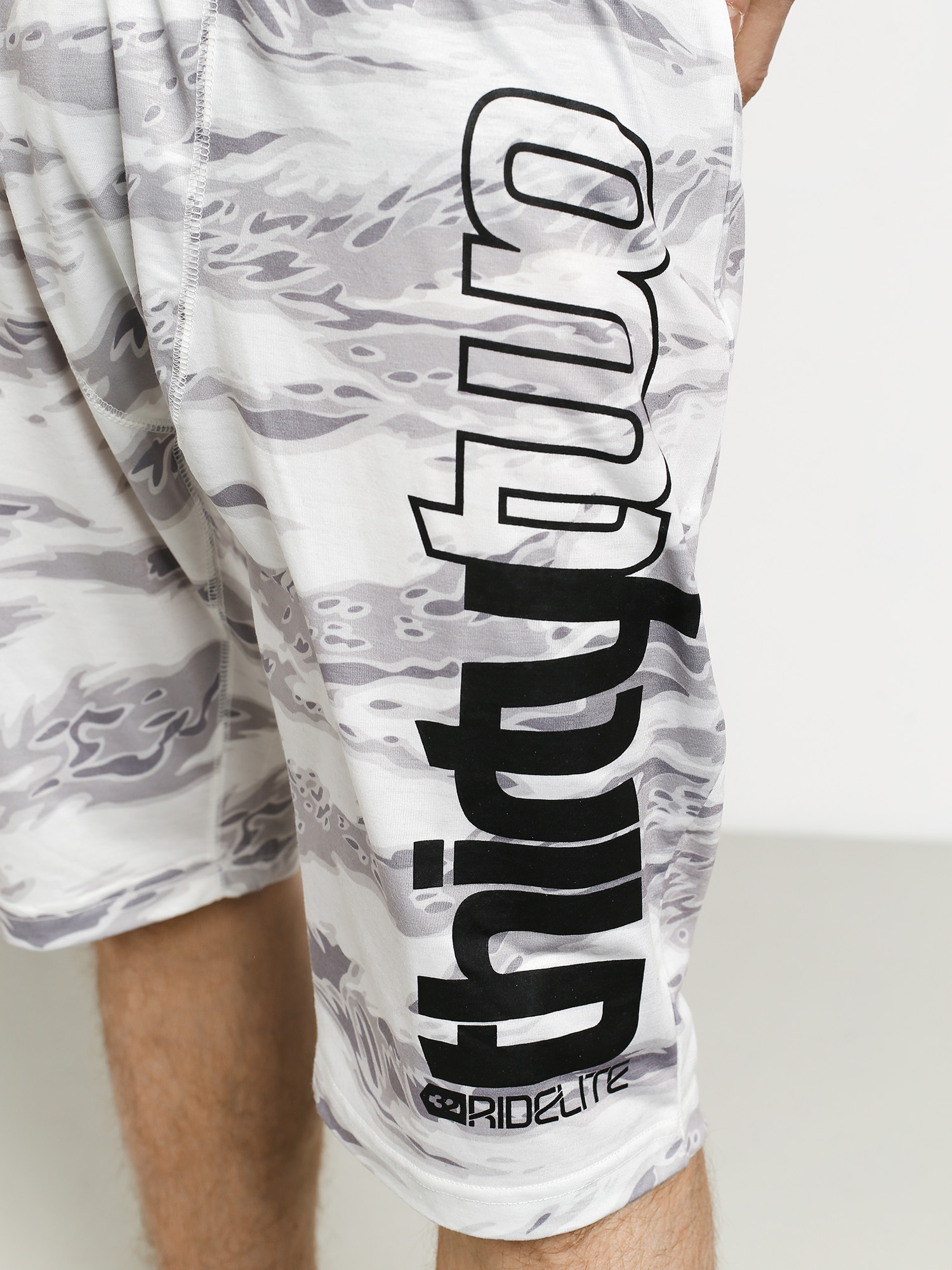 Spodenki termiczne ThirtyTwo Ridelite Short (white/camo)