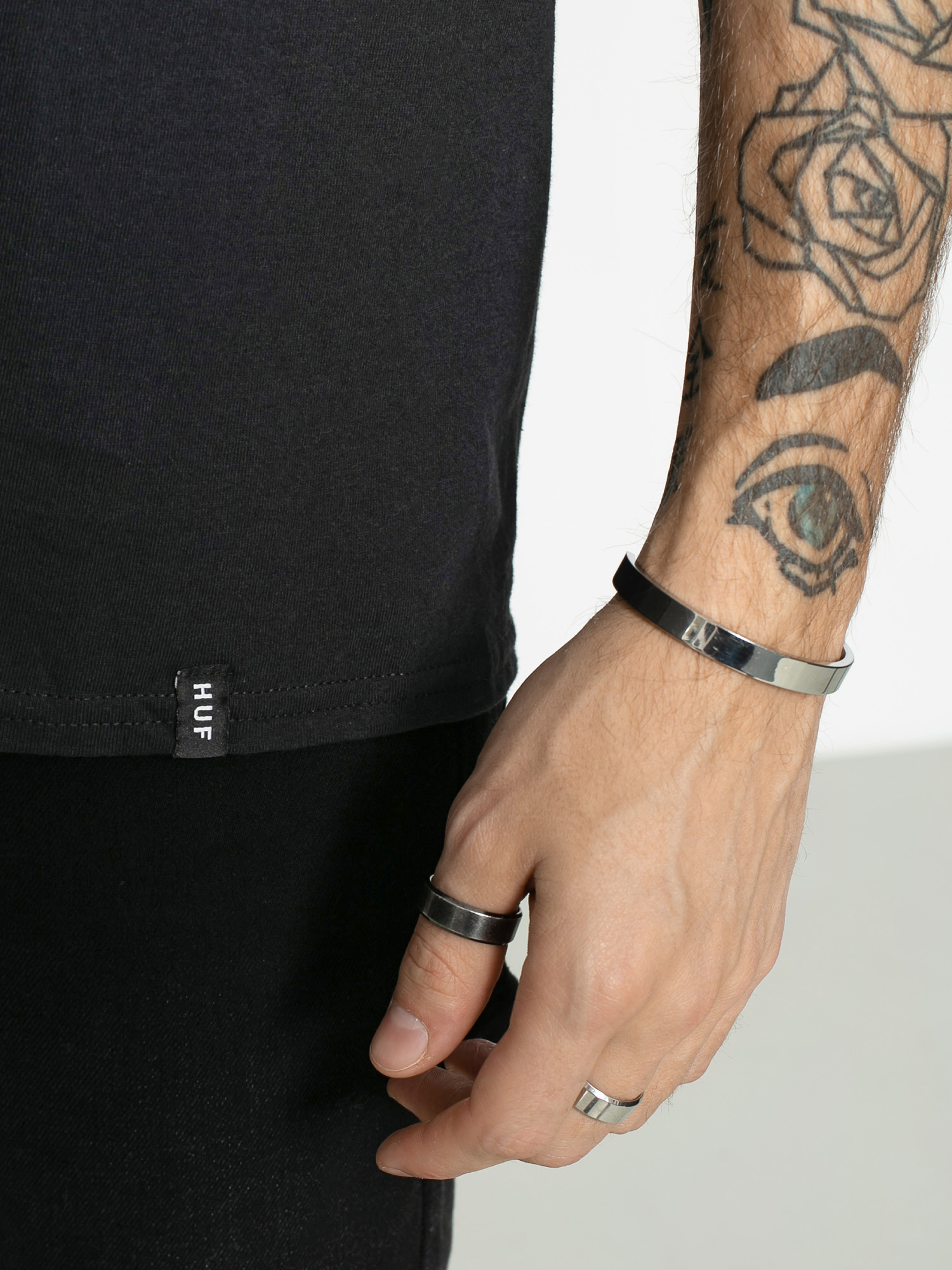 T-shirt HUF Pulp Fiction Mia Tt (black)