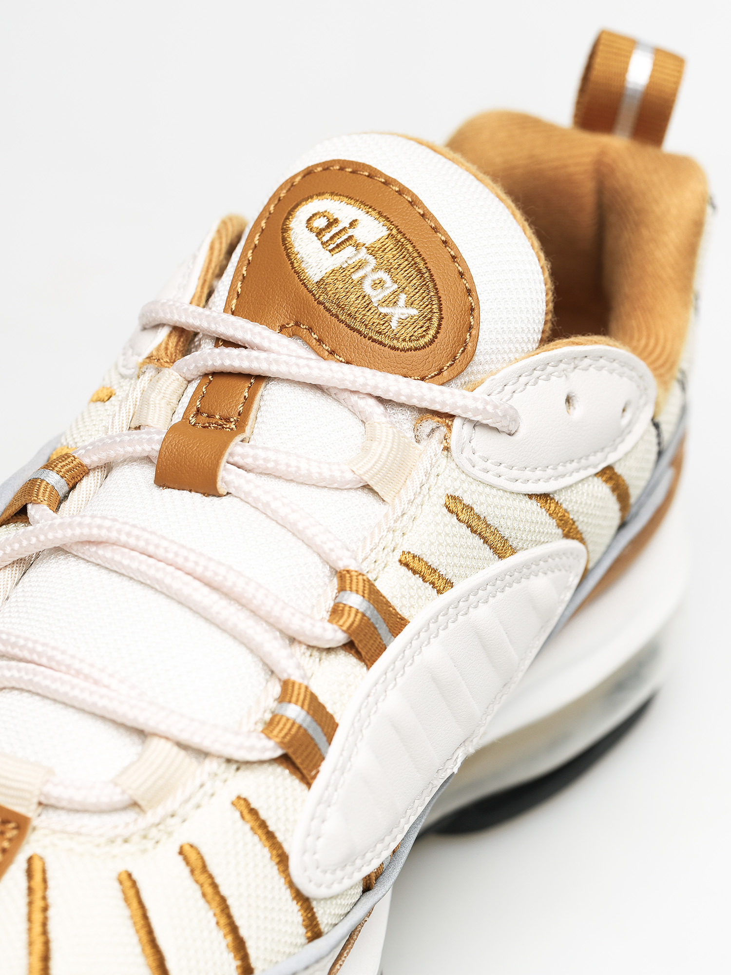 Buty Nike Air Max 98 Wmn (phantom/beach wheat reflect silver)