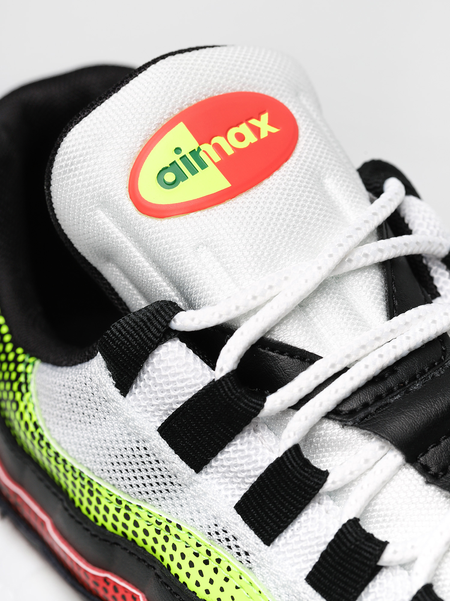 Buty Nike Air Max 95 Se (black/aloe verde bright crimson volt)