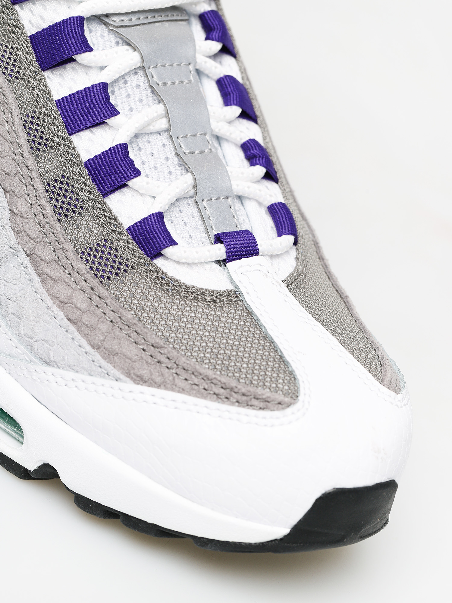 Buty Nike Air Max 95 Lv8 (white/court purple emerald green)