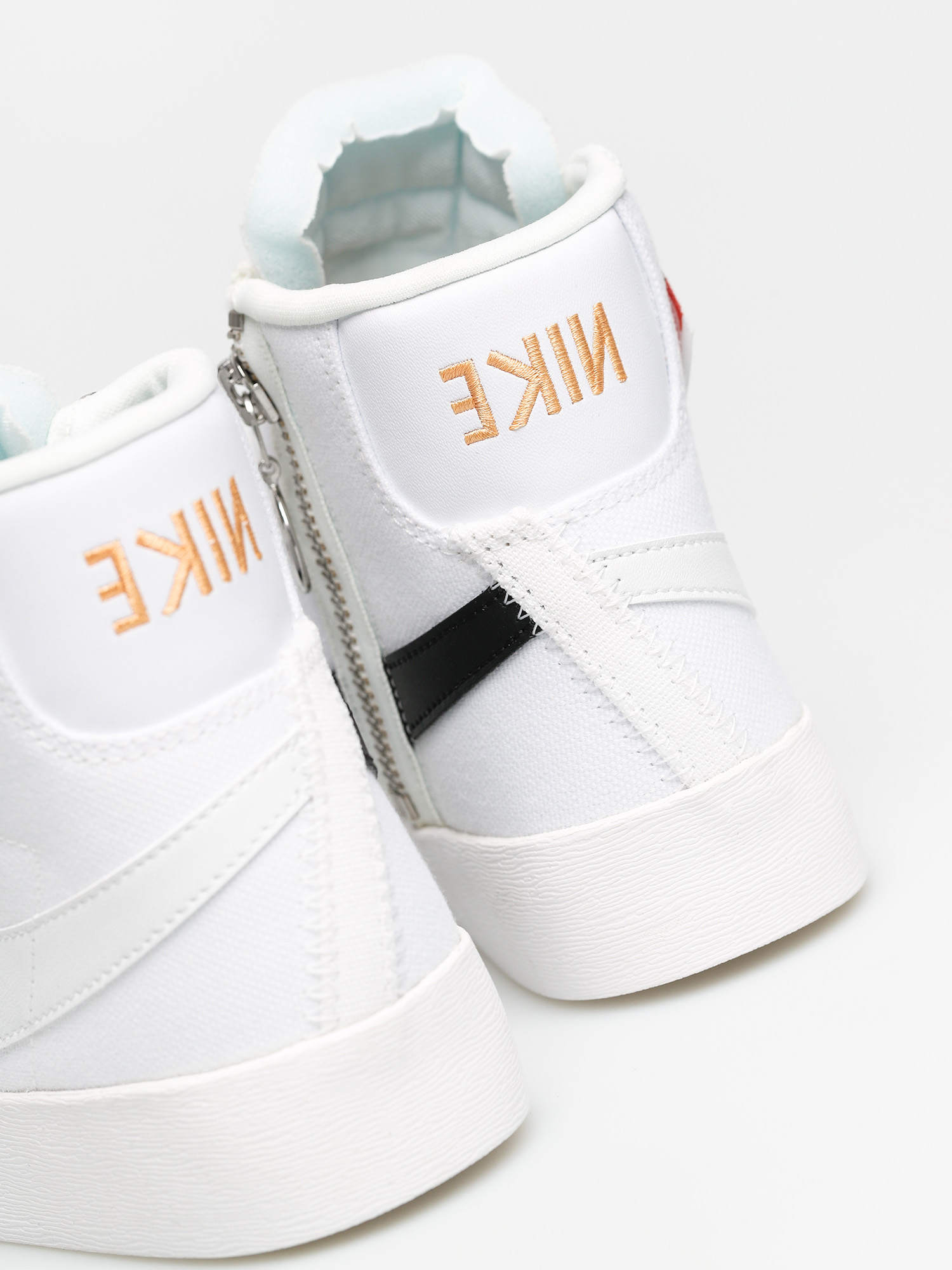 Buty Nike Blazer Mid Rebel Wmn (white/platinum tint summit white)