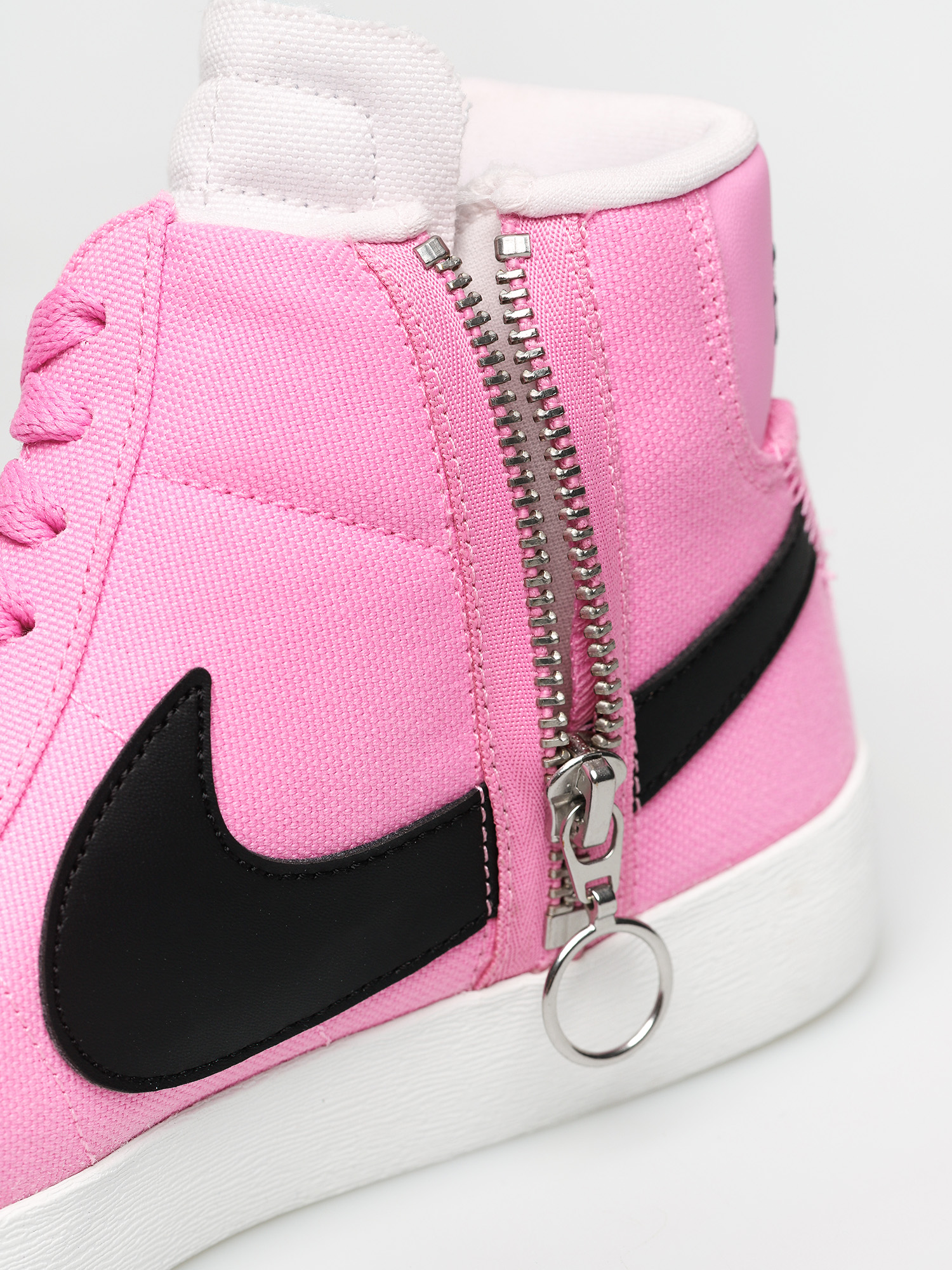 Buty Nike Blazer Mid Rebel Wmn (psychic pink/summit white)
