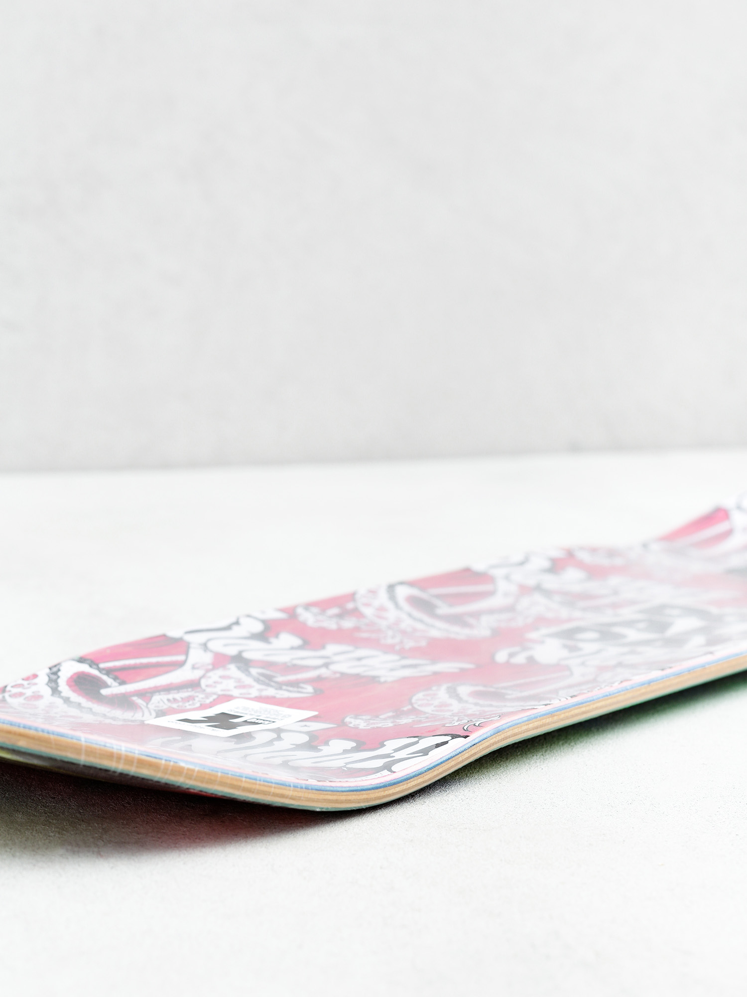 Deck DGK Blacklight (williams)
