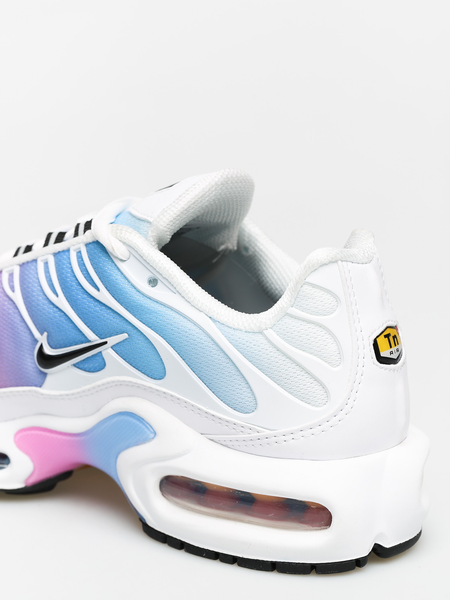 nike air max plus blue and pink