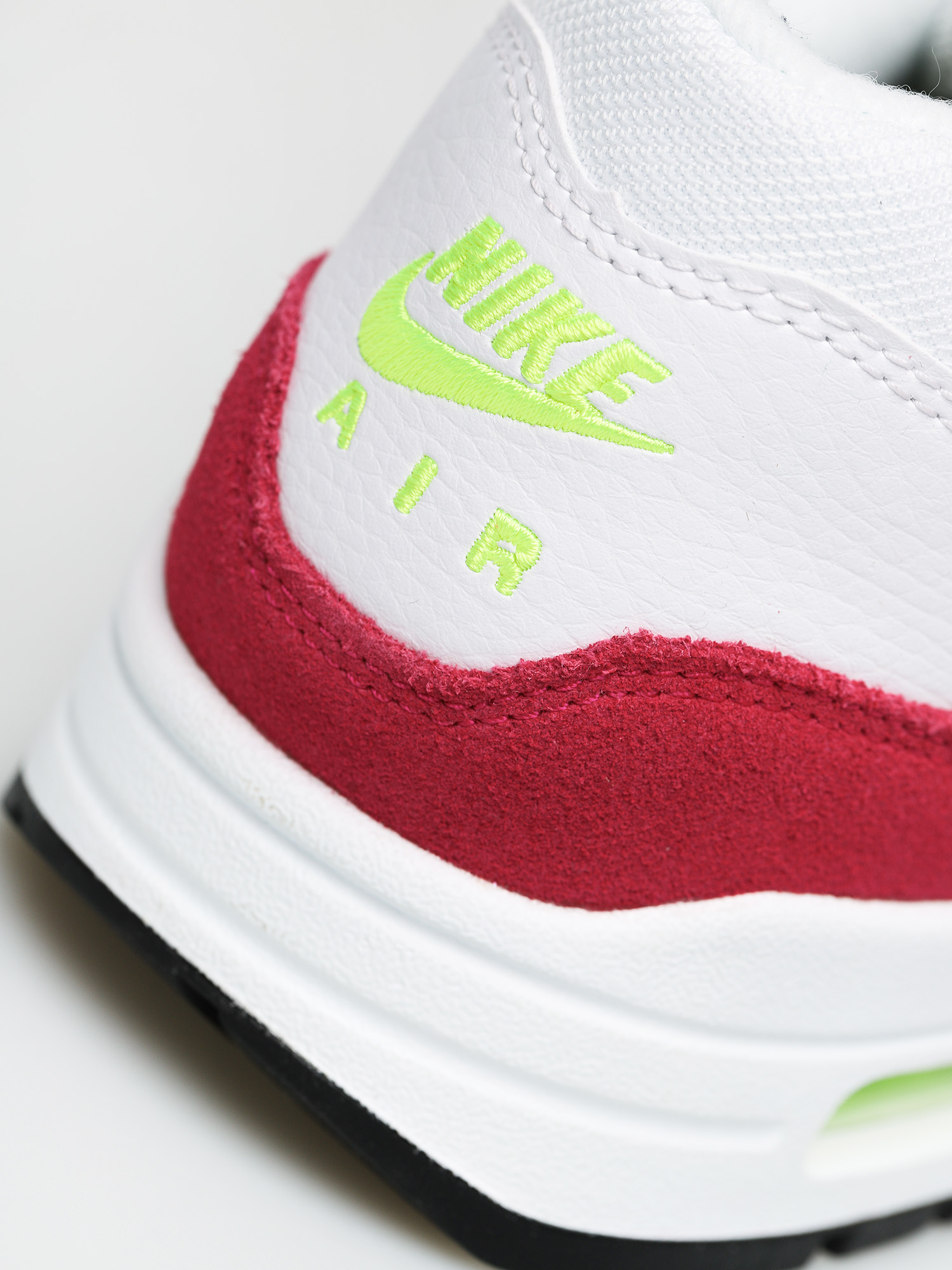 Buty Nike Air Max 1 (white/black volt rush pink)
