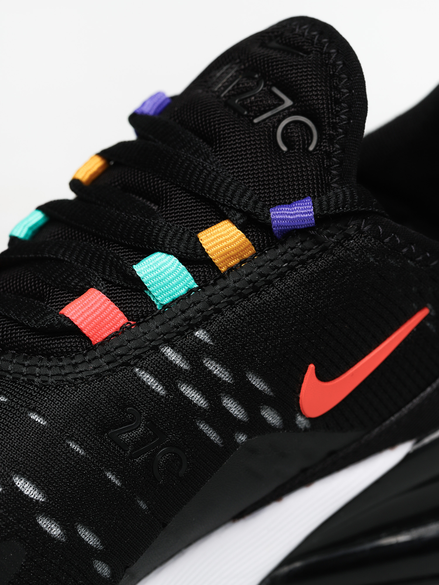 air max 270 black flash crimson