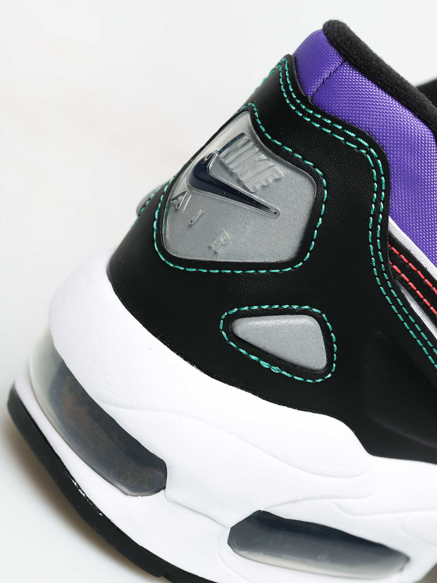 Buty Nike Air Max2 Light Prm (black/flash crimson kinetic green)