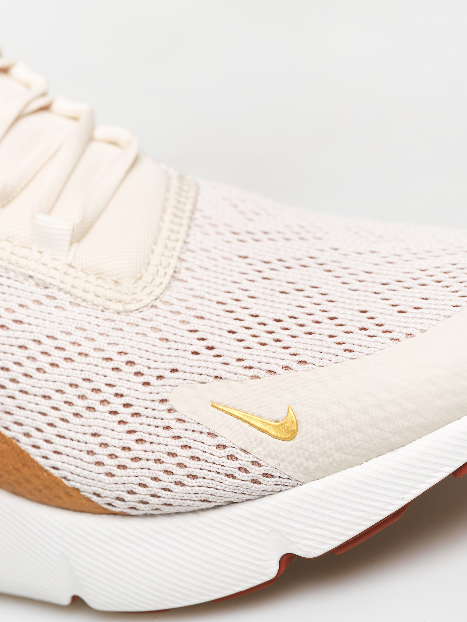 Buty Nike Air Max 270 Wmn (light cream/metallic gold terra blush)