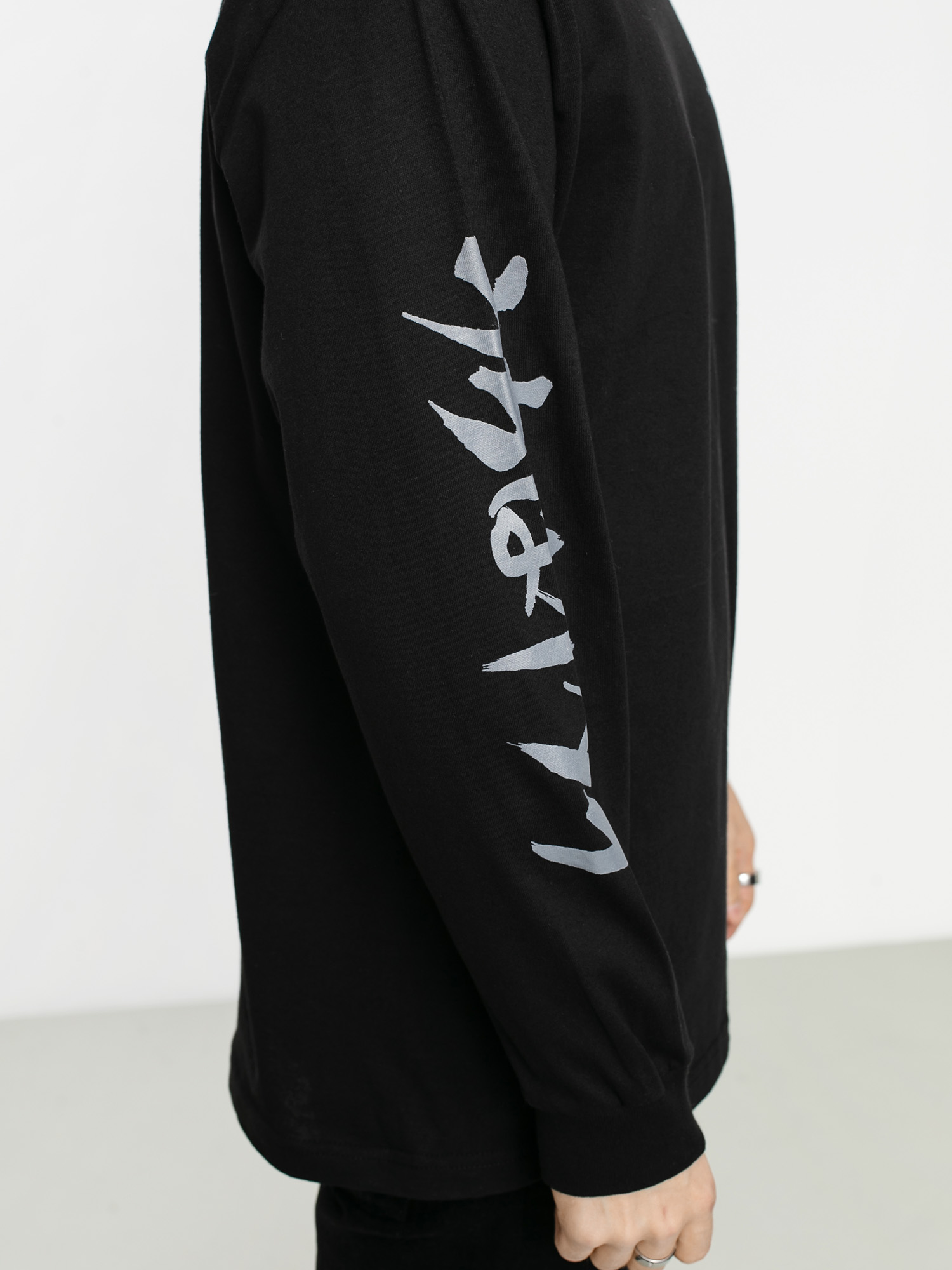 Longsleeve Primitive Naruto Crows (black)