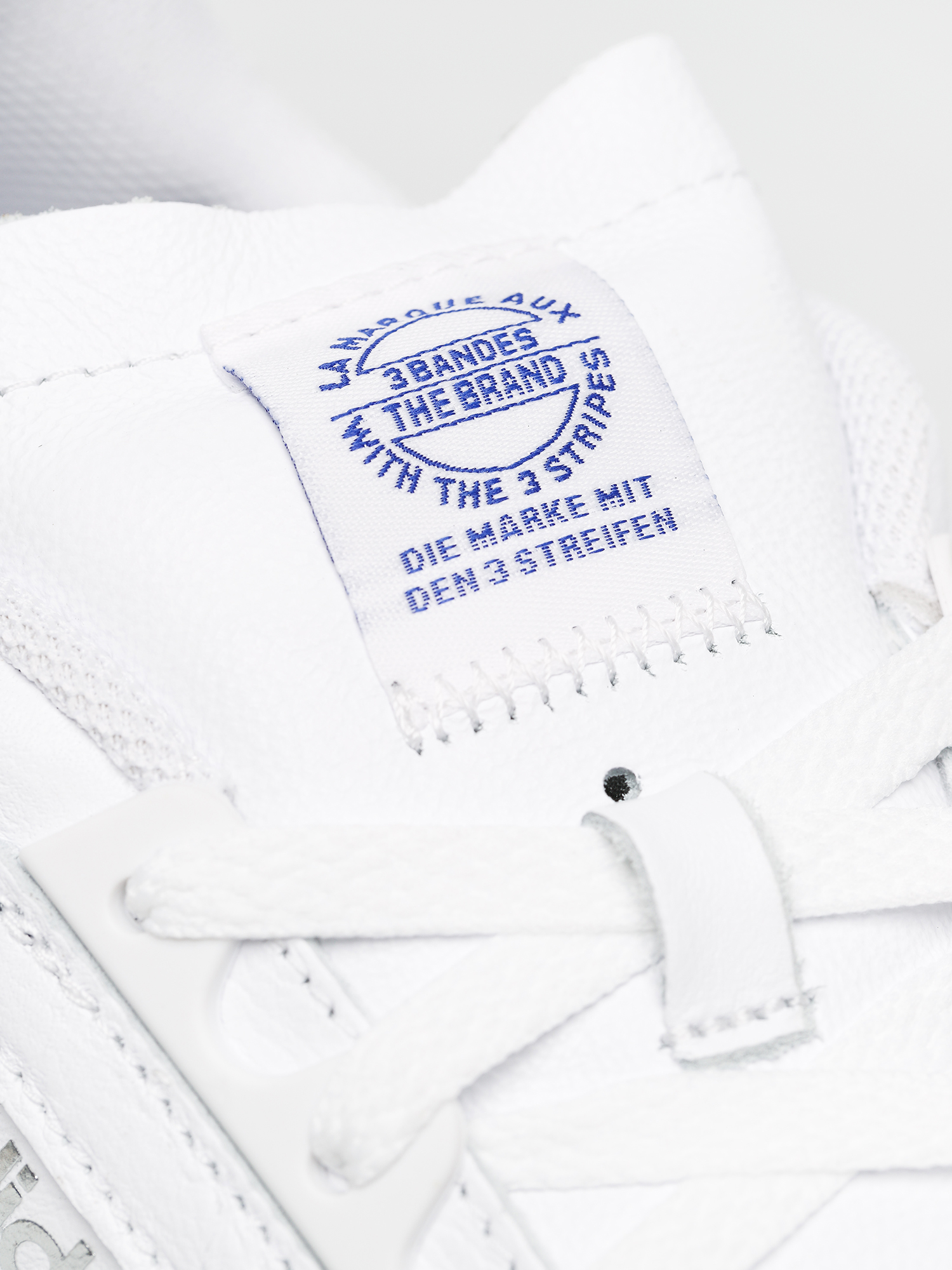 Buty adidas Liberty Cup (ftwwht/royblu/silvmt)