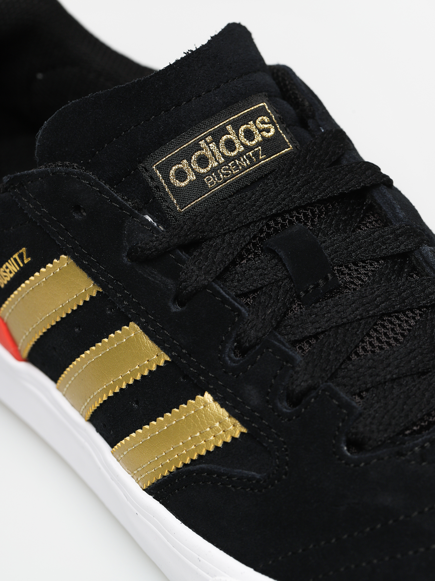 Buty adidas Busenitz Vulc II (cblack/goldmt/solred)