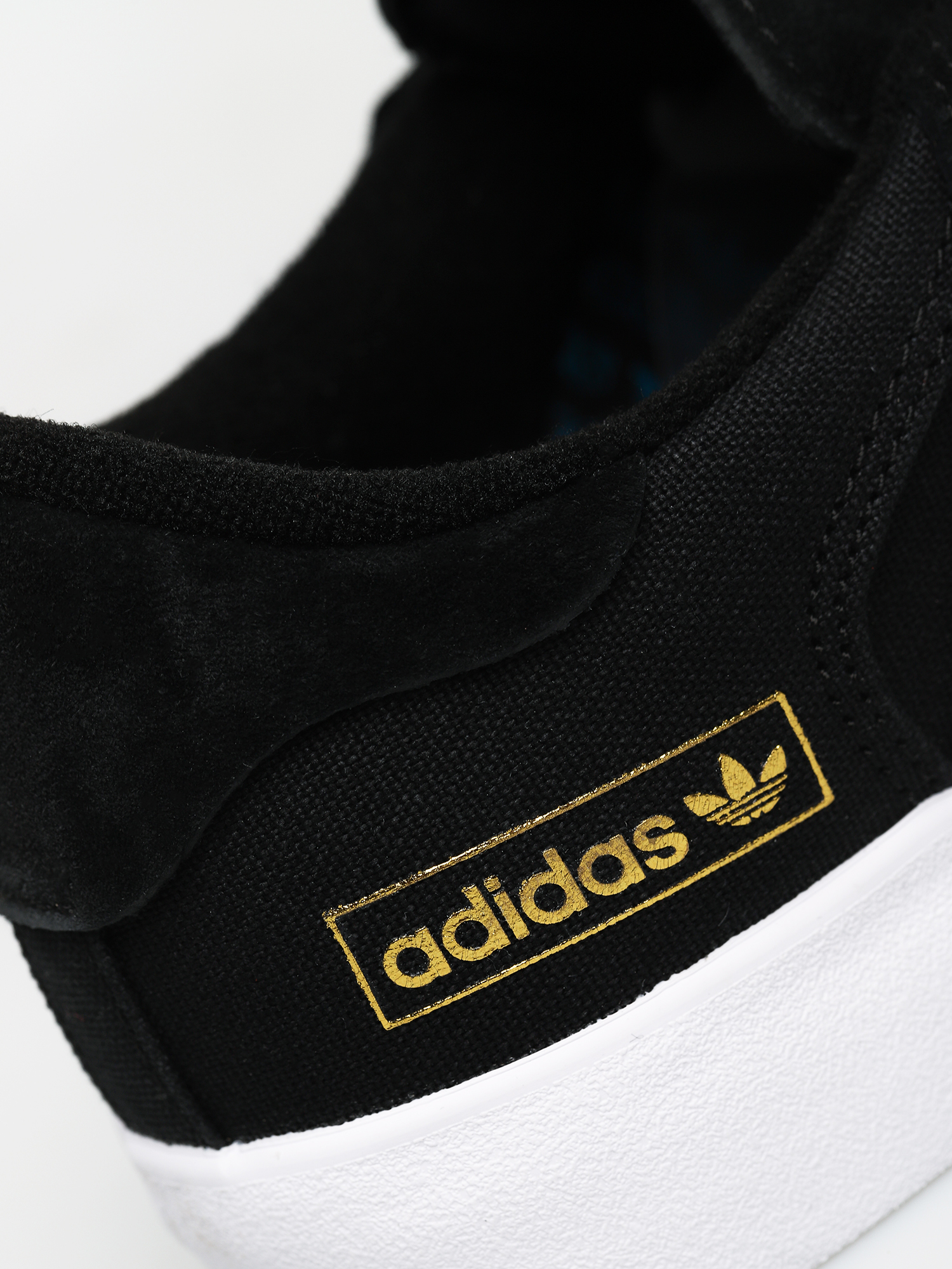 Buty adidas Matchbreak Super (cblack/ftwwht/goldmt)